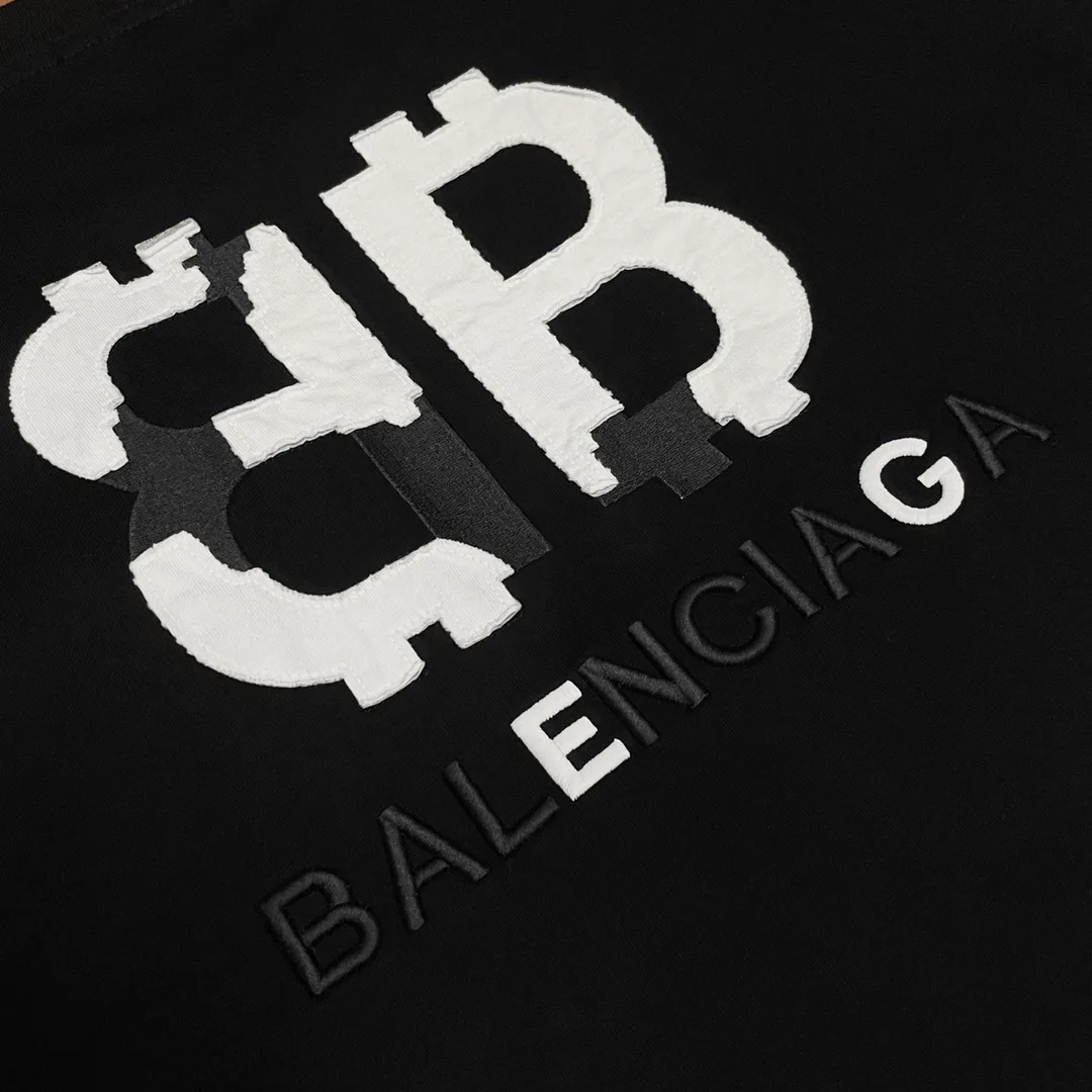 Футболки Женские Balenciaga 12538559