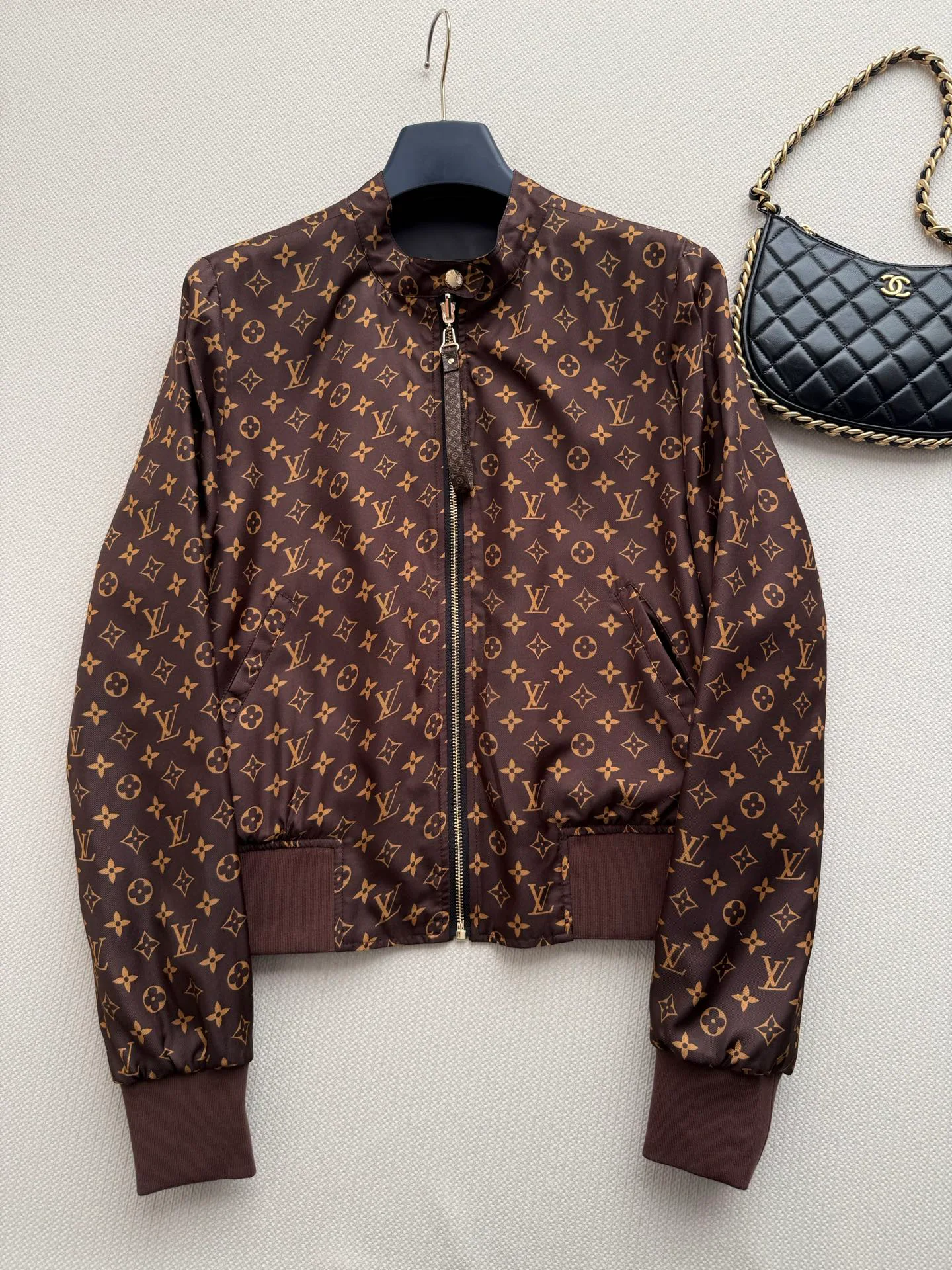 Куртки И Пуховики Женские Louis Vuitton 20022748