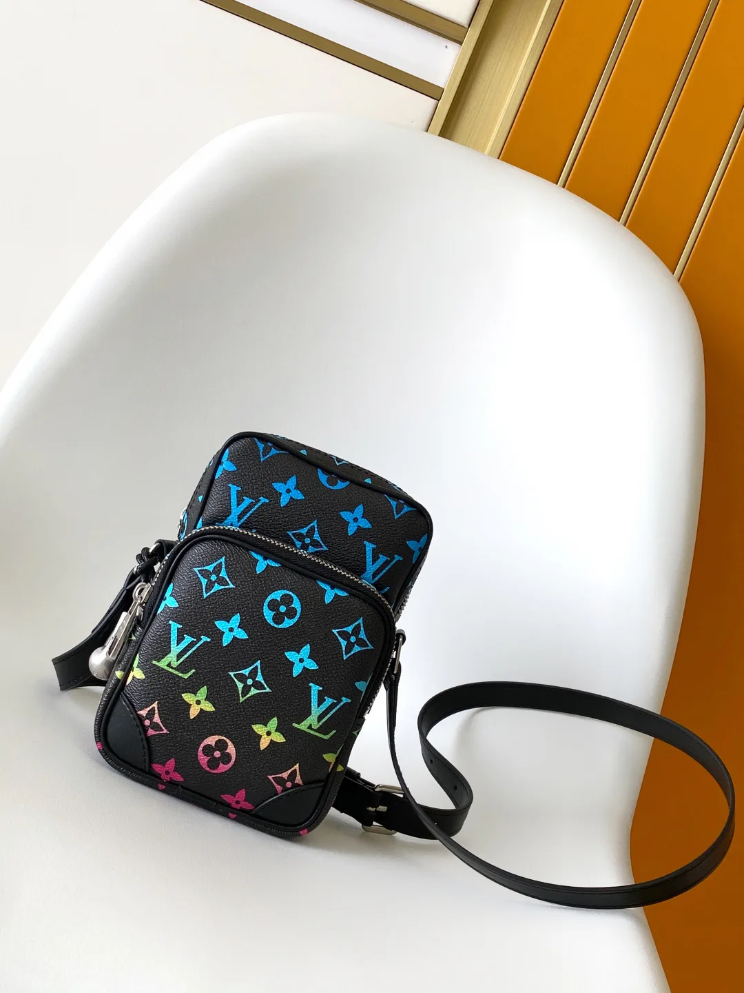 Сумки На Ремне Женские Louis Vuitton 11185389