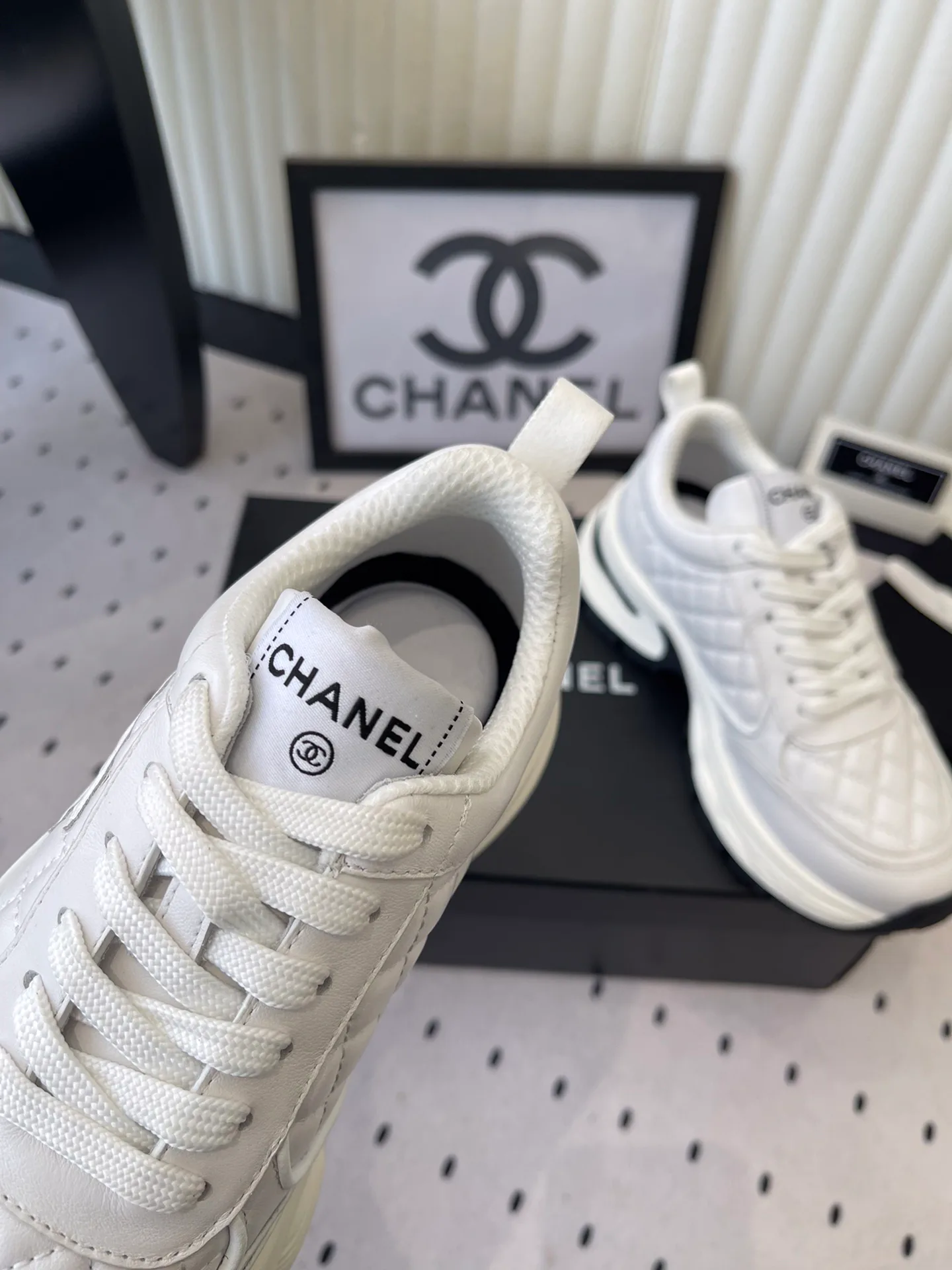 Кроссовки Женские Chanel 11790941