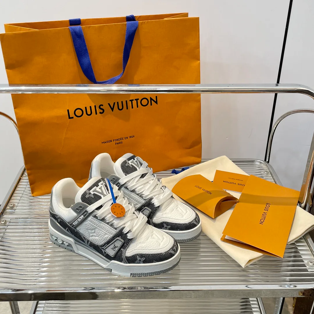 Кроссовки Женские Louis Vuitton 1877578