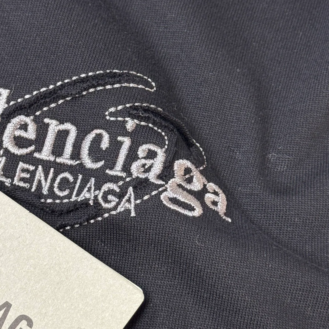 Футболки Женские Balenciaga 10785194