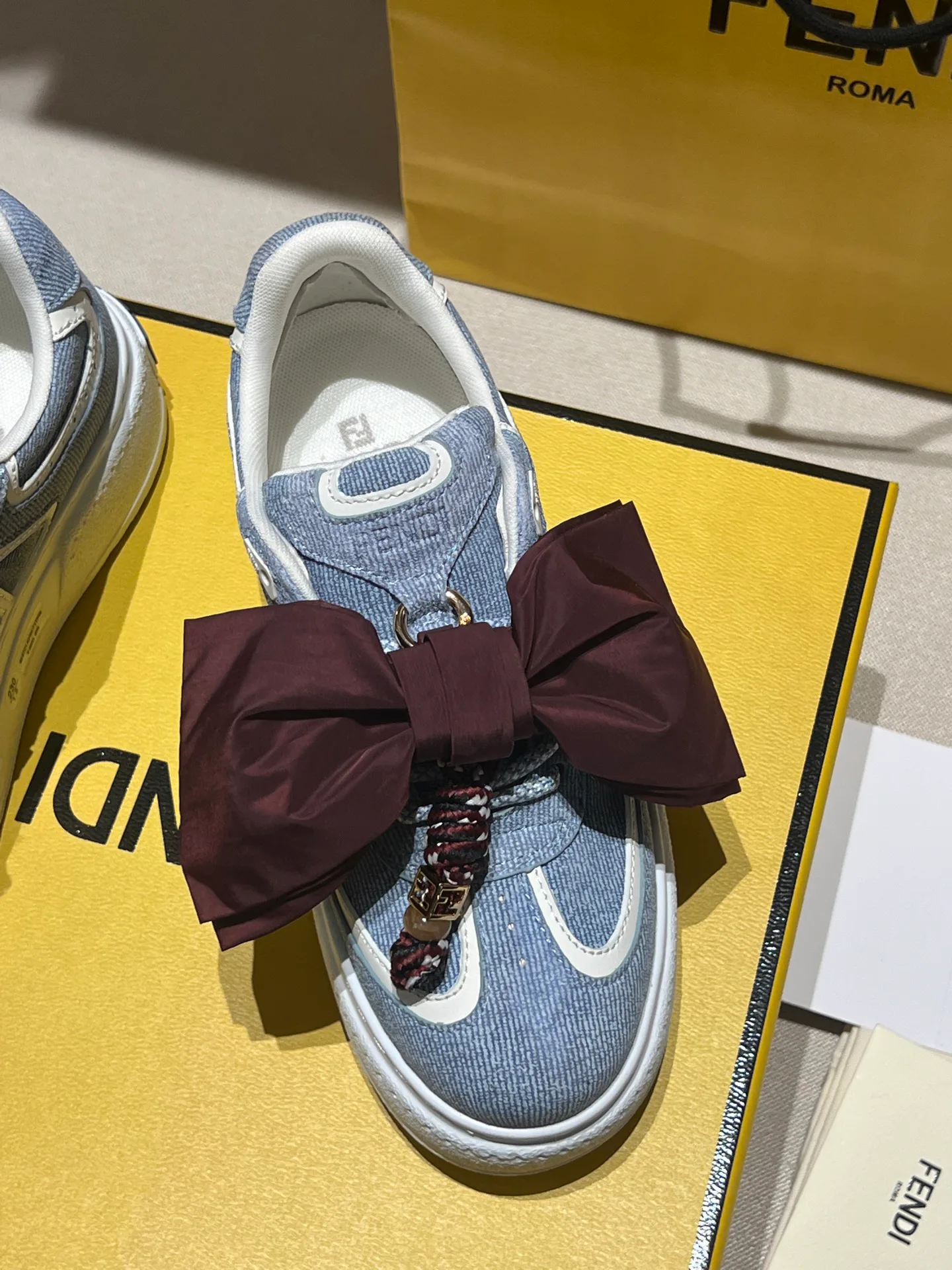 Кроссовки Женские Fendi 1469111