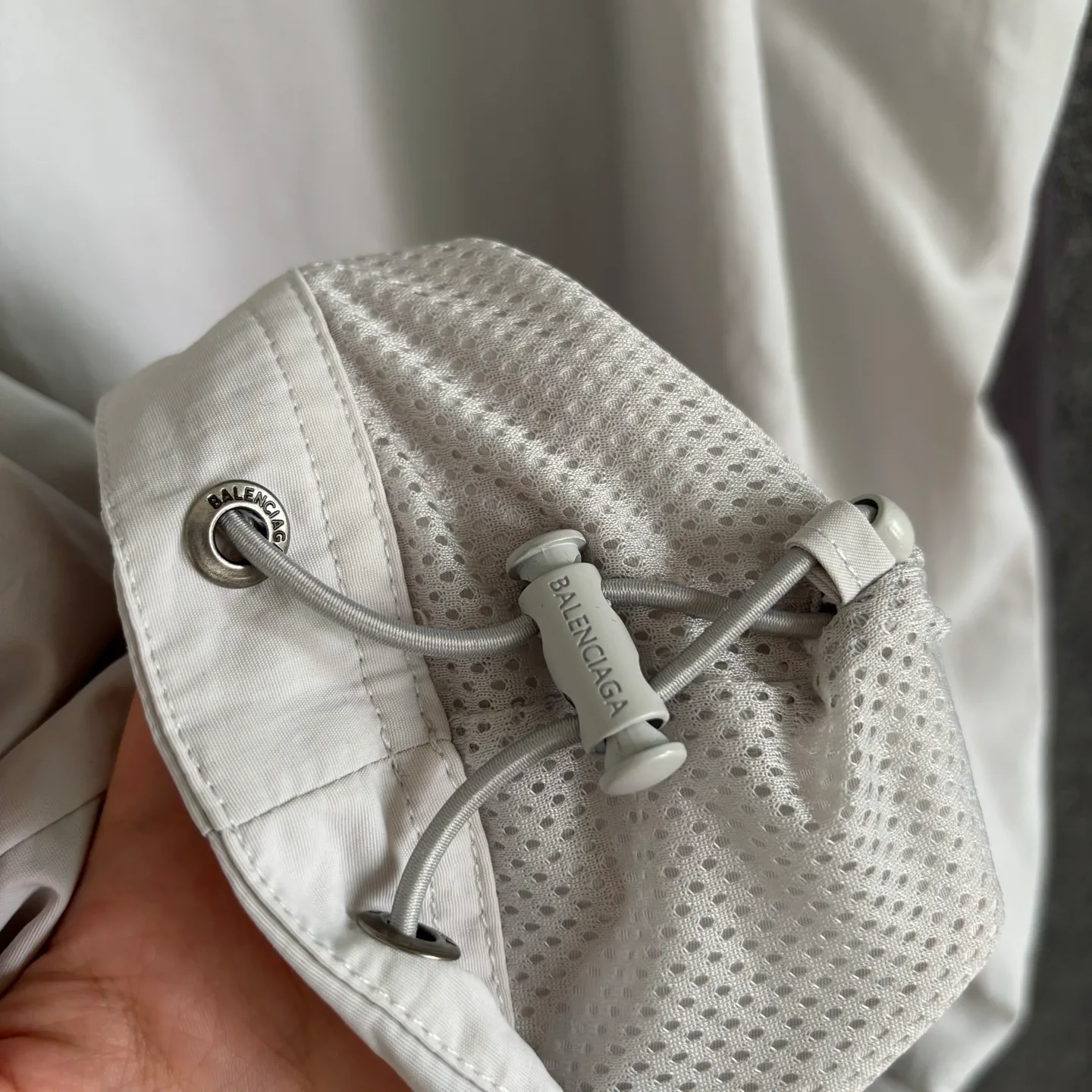 Куртки И Пуховики Женские Balenciaga 13222589