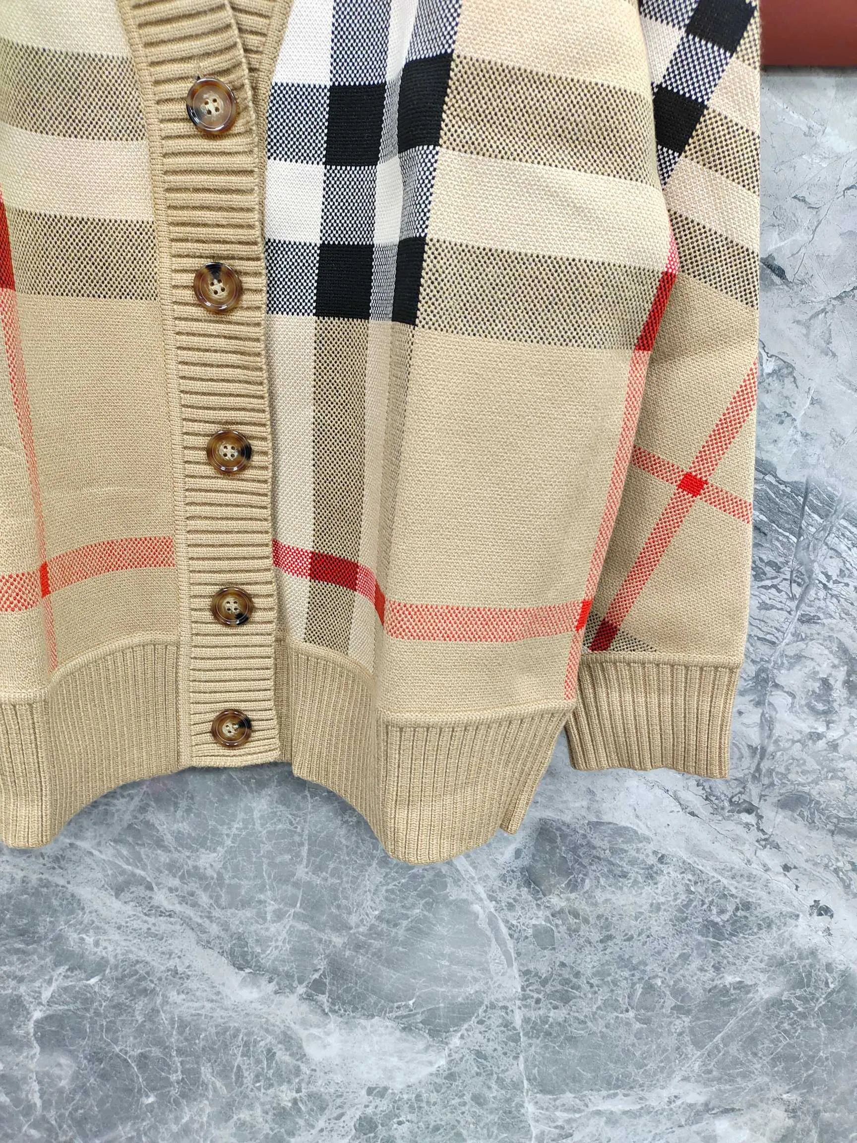 Джемперы И Свитеры Женские Burberry 18468051