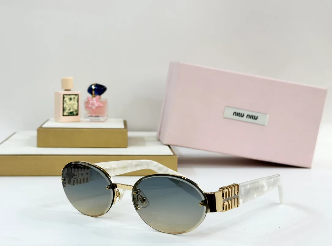 Очки Miu Miu 15814