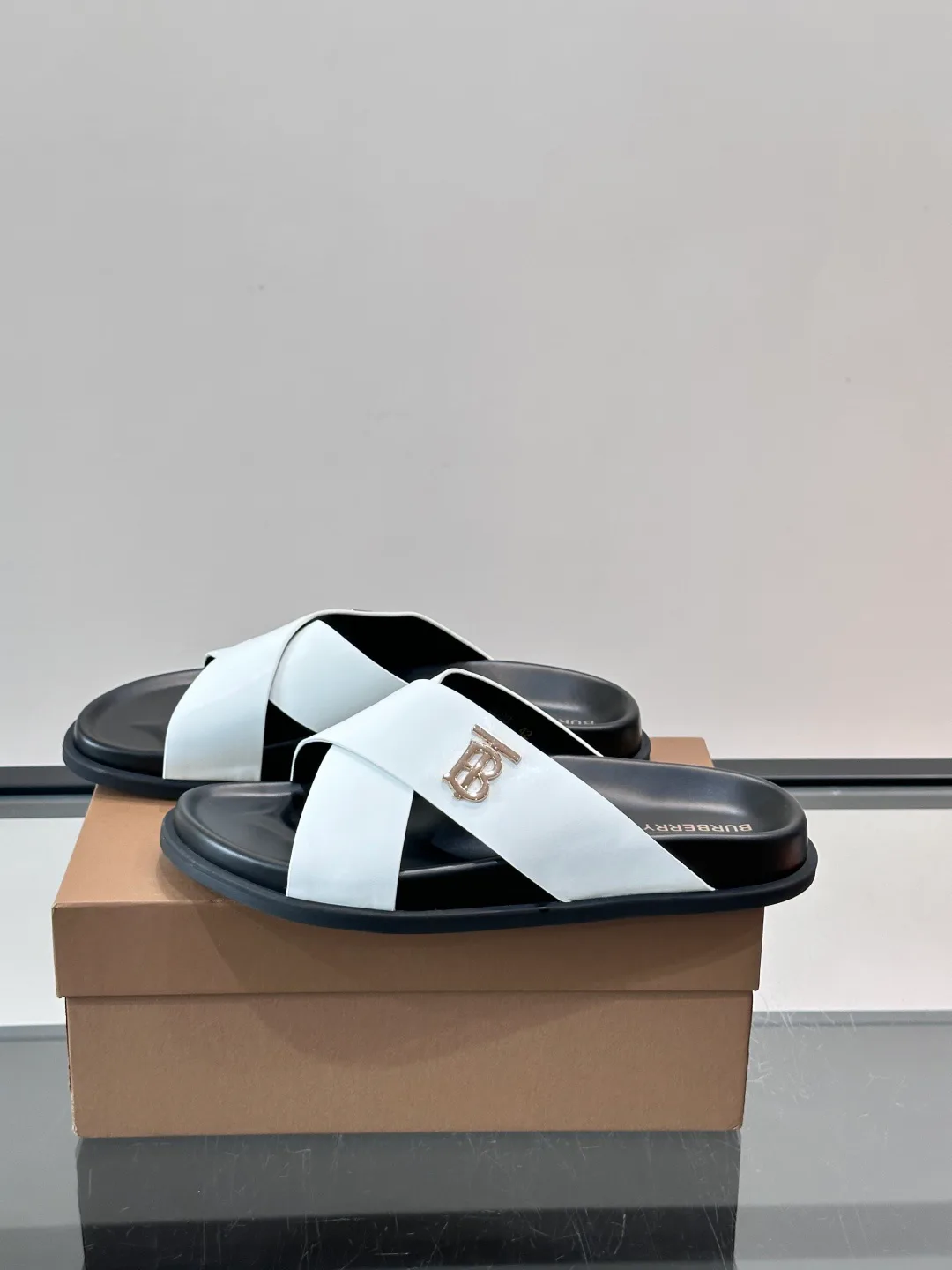 Сандалии Мужские Burberry 13480020