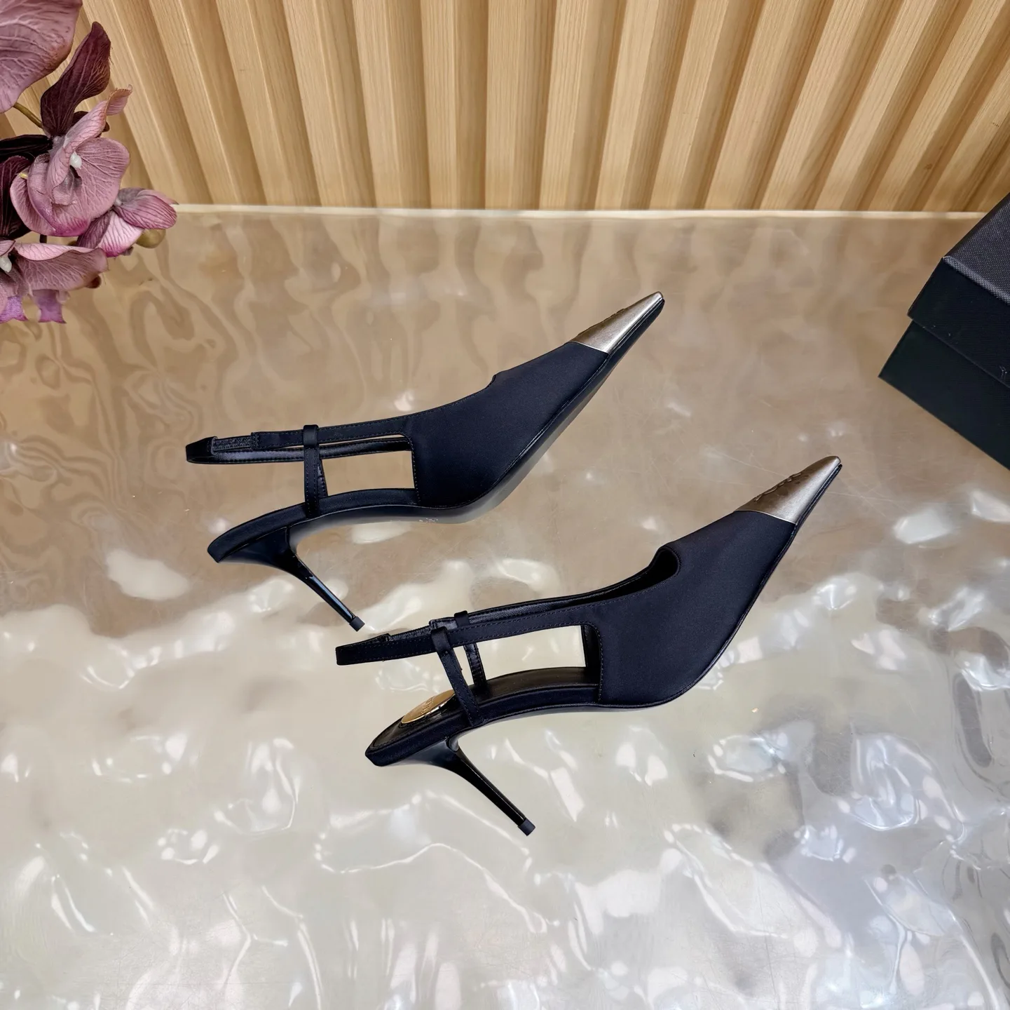 Туфли Женские Saint Laurent 3901583