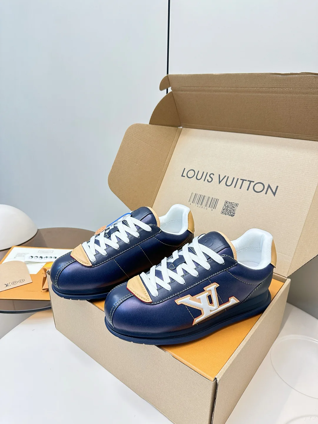 Кроссовки Женские Louis Vuitton 1511728