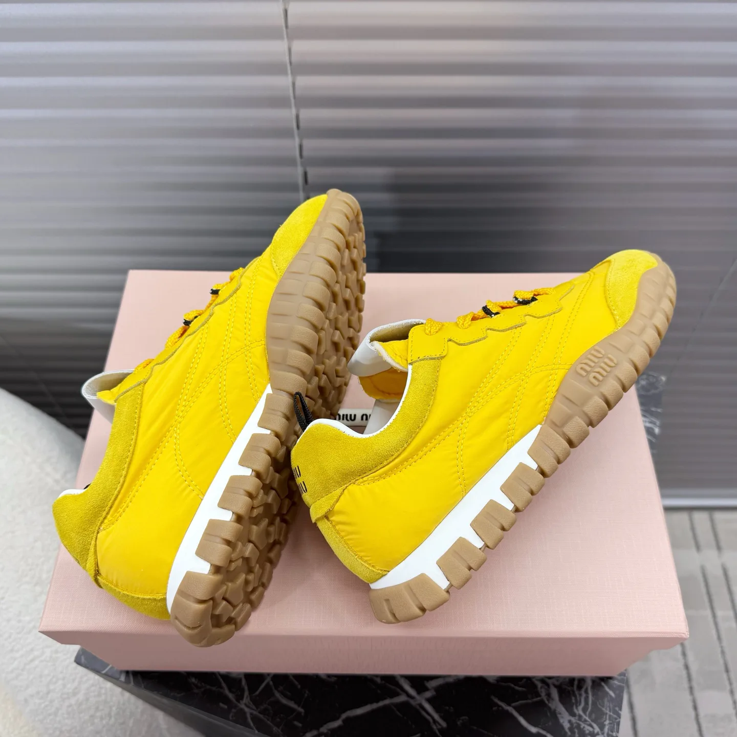 Кроссовки Женские Miu Miu 3742545