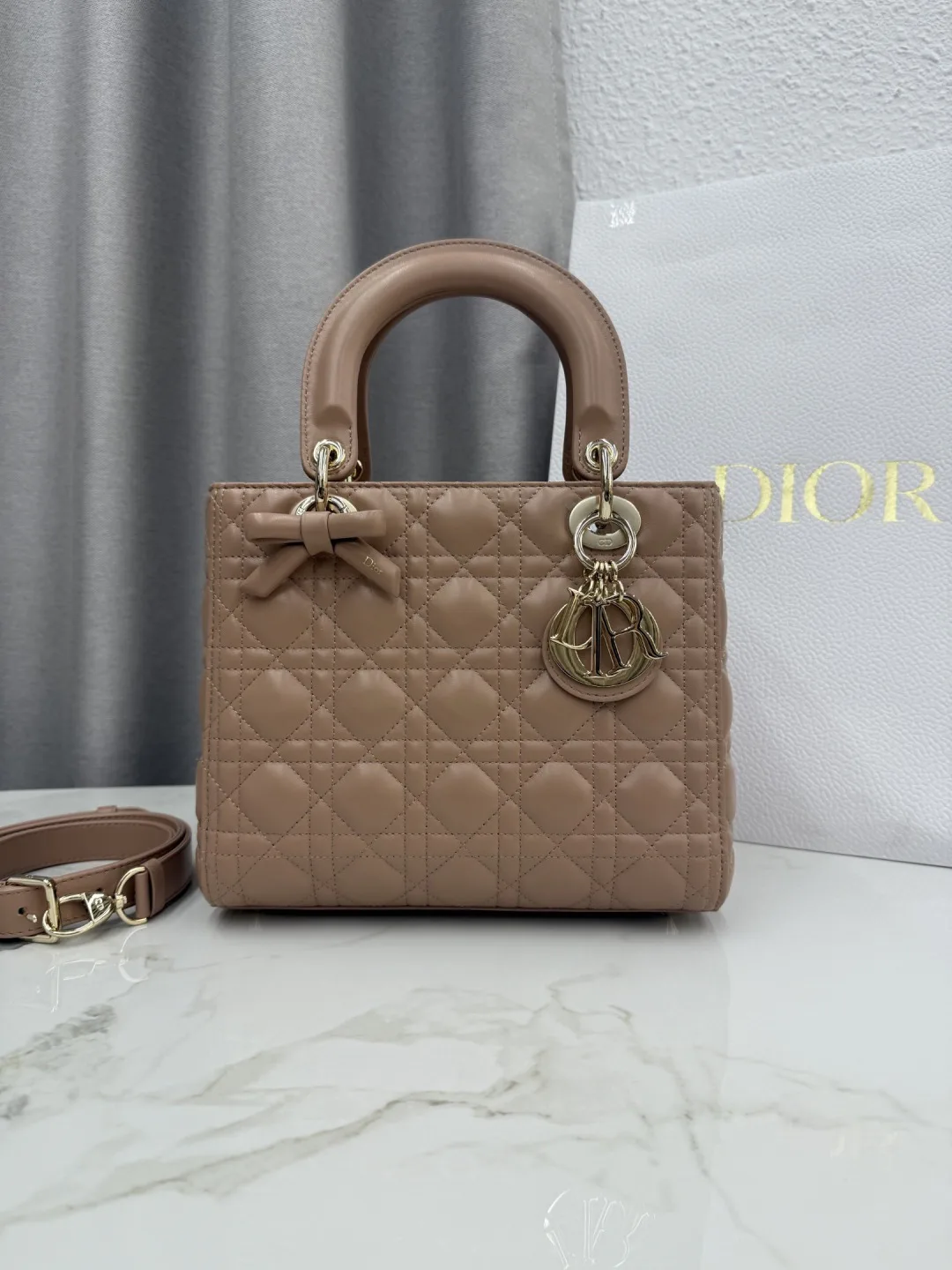 Классические Сумки Женские Christian Dior 18116349