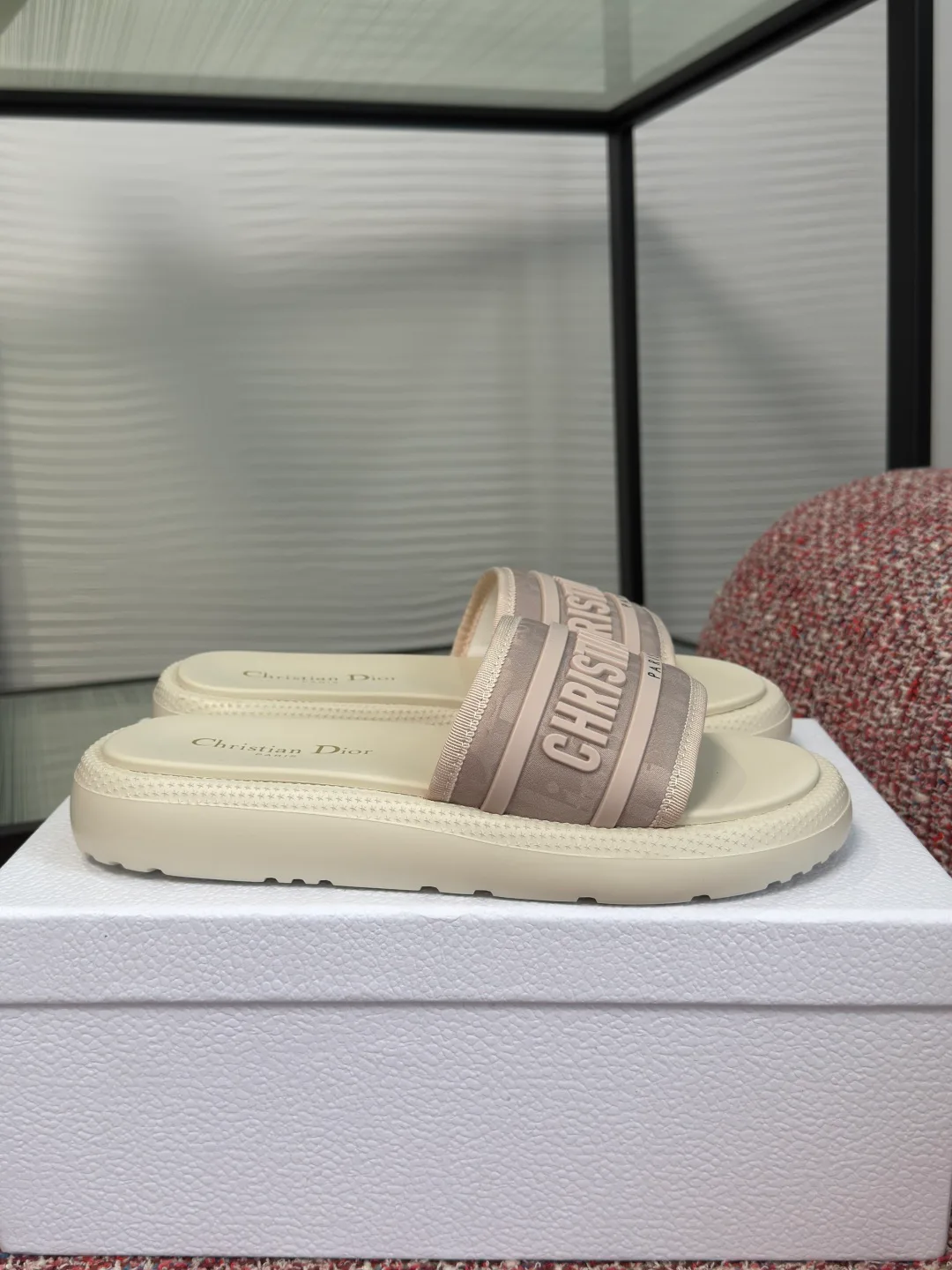 Шлепанцы Женские Christian Dior 17415507