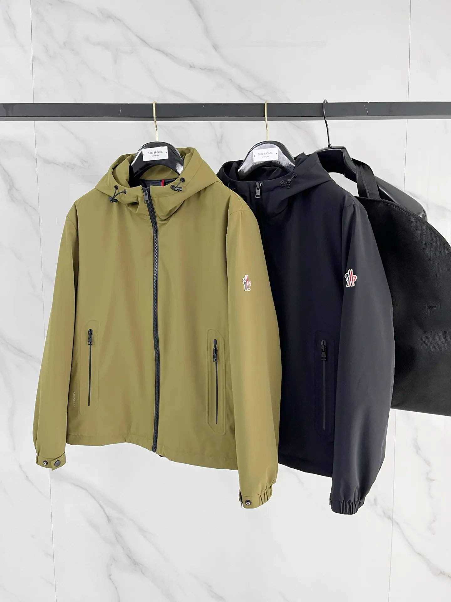 Куртки И Пуховики Мужские Moncler 1825982