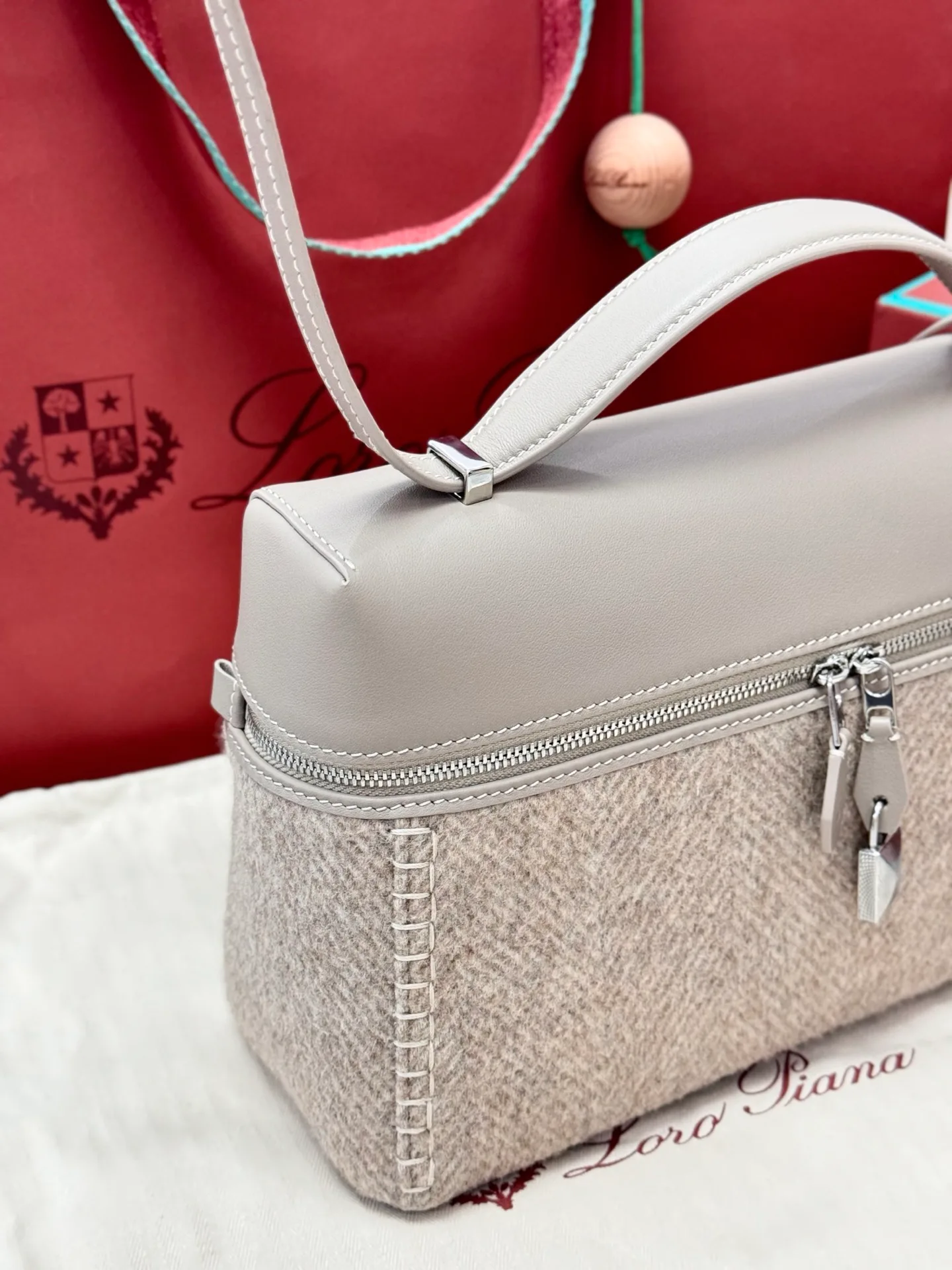 Классические Сумки Женские Loro Piana 17565042