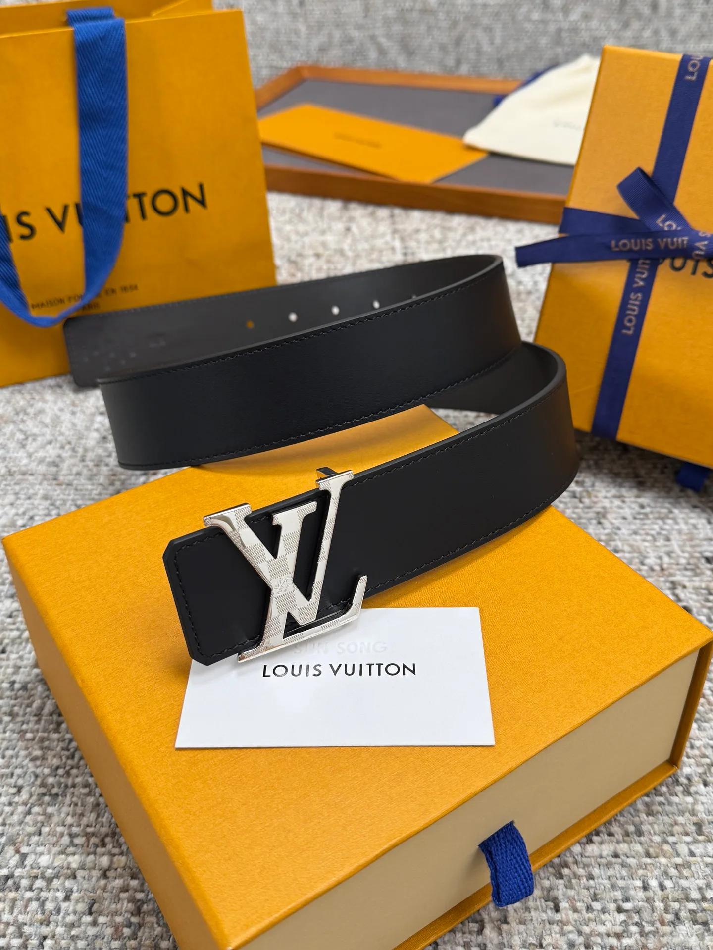 Ремни Louis Vuitton 11248581