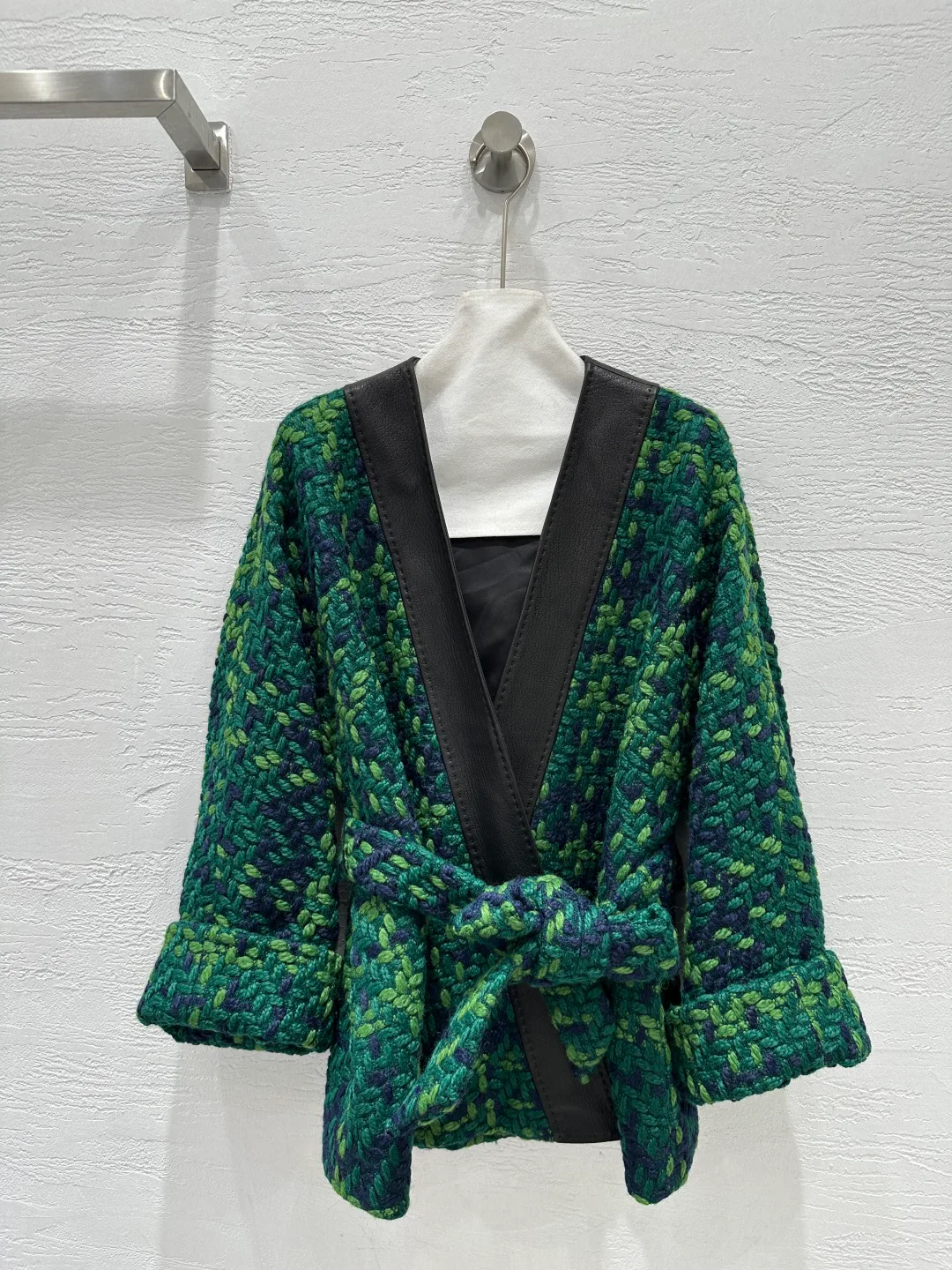 Куртки Женские Chanel Куртки Женские Chanel