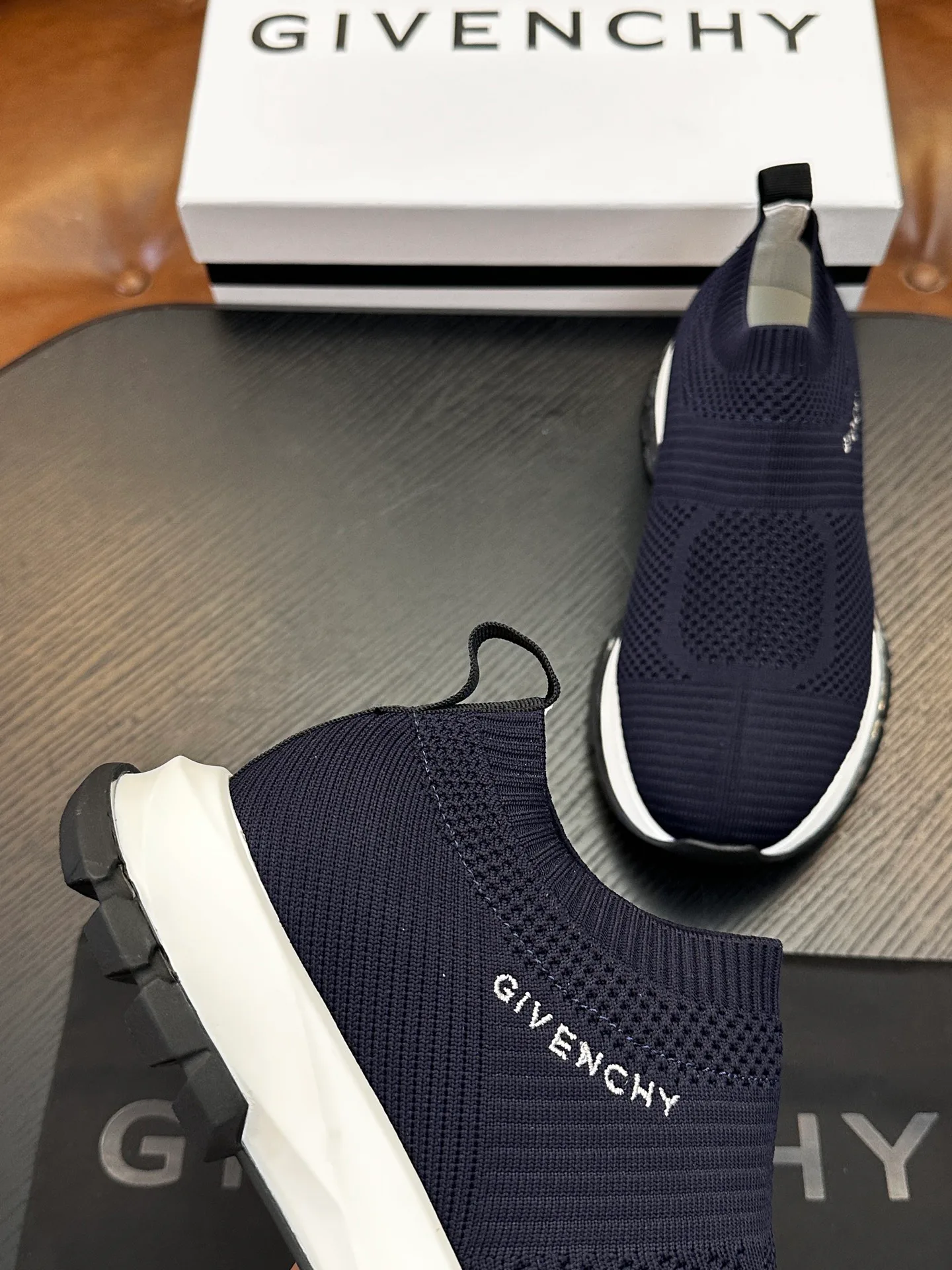 Кеды Женские Givenchy 11710522