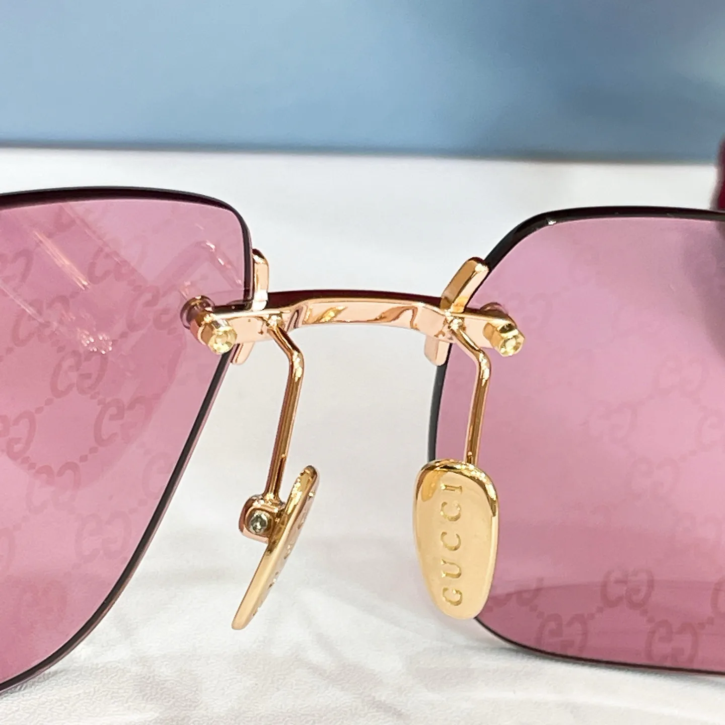 Очки Gucci 17495885