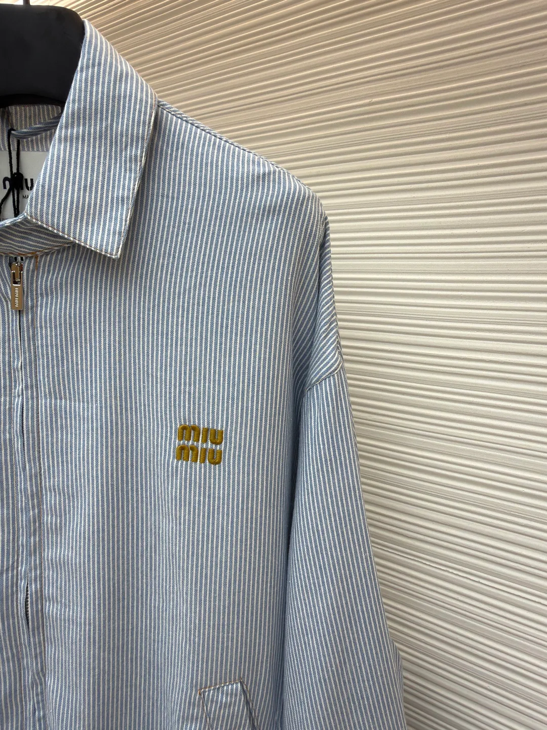 Куртки И Пуховики Мужские Miu Miu 1684429