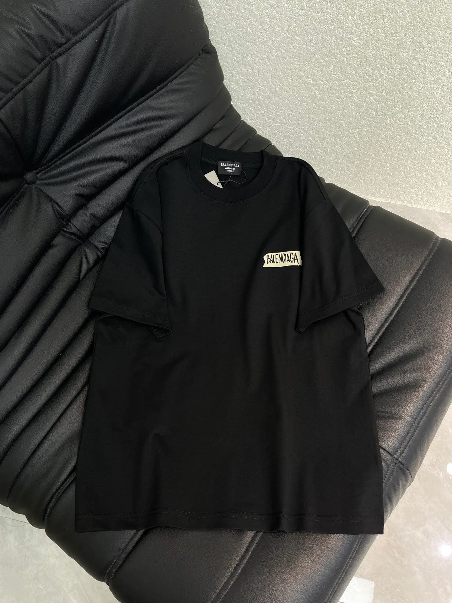 Футболки Женские Balenciaga 11569428