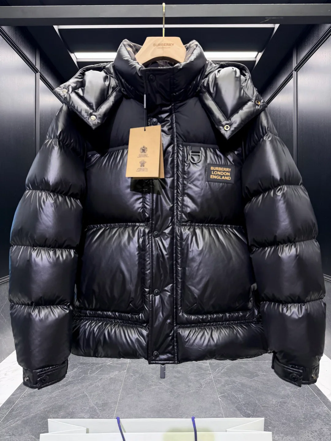Куртки И Пуховики Женские Burberry 17876508