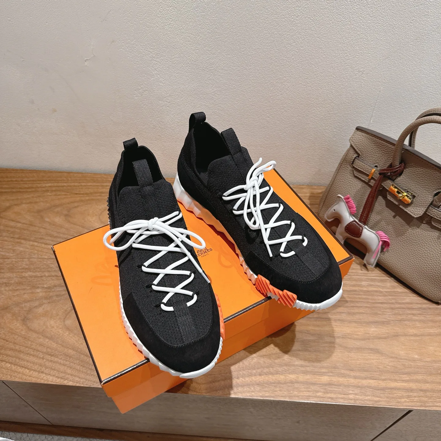 Кроссовки Женские Hermes 4852683