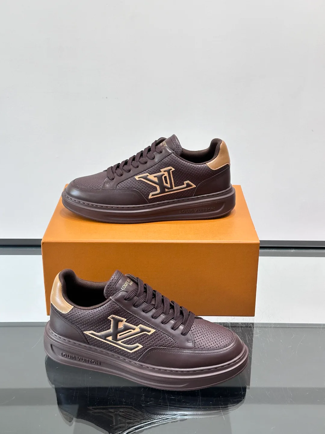 Кроссовки Мужские Louis Vuitton 13553741