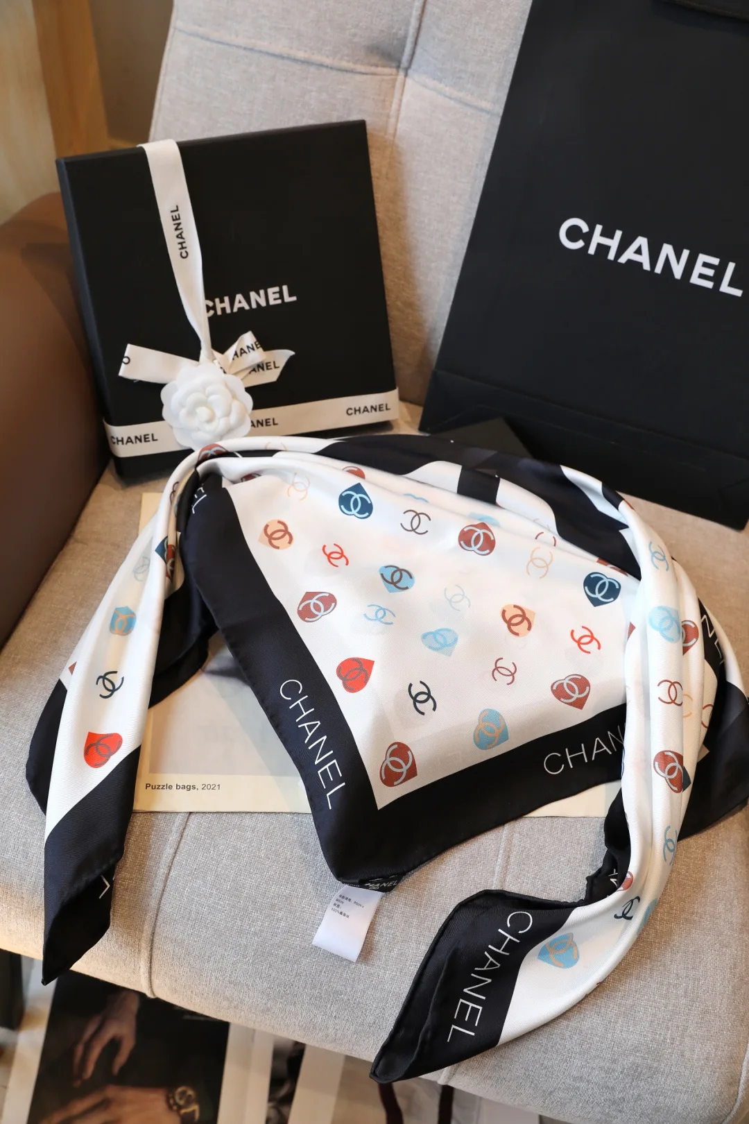 Шарфы Chanel 13449372