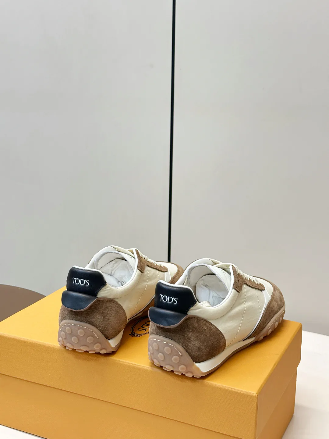 Кроссовки Женские Tod's 18397682