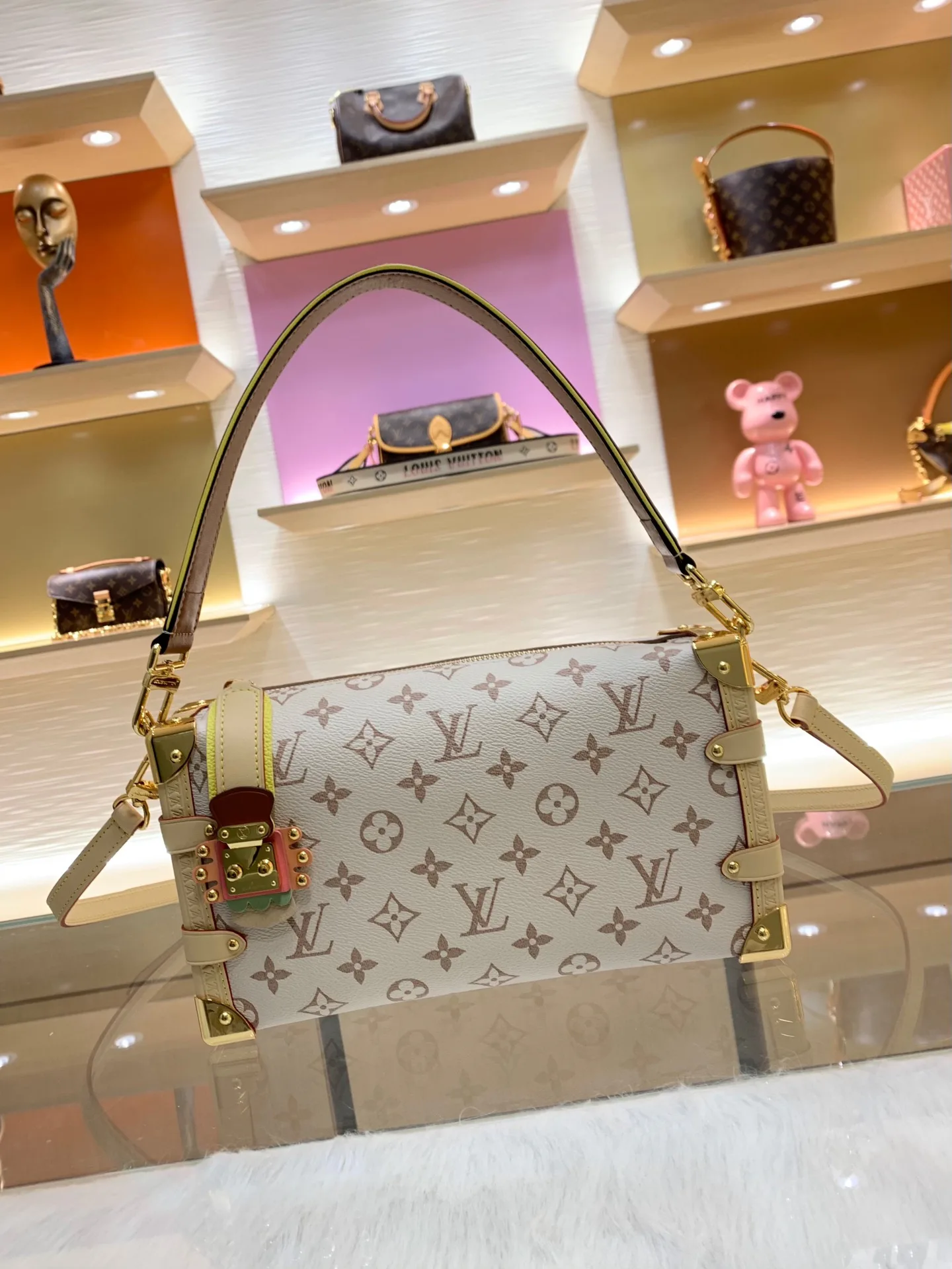 Классические Сумки Женские Louis Vuitton 17802508
