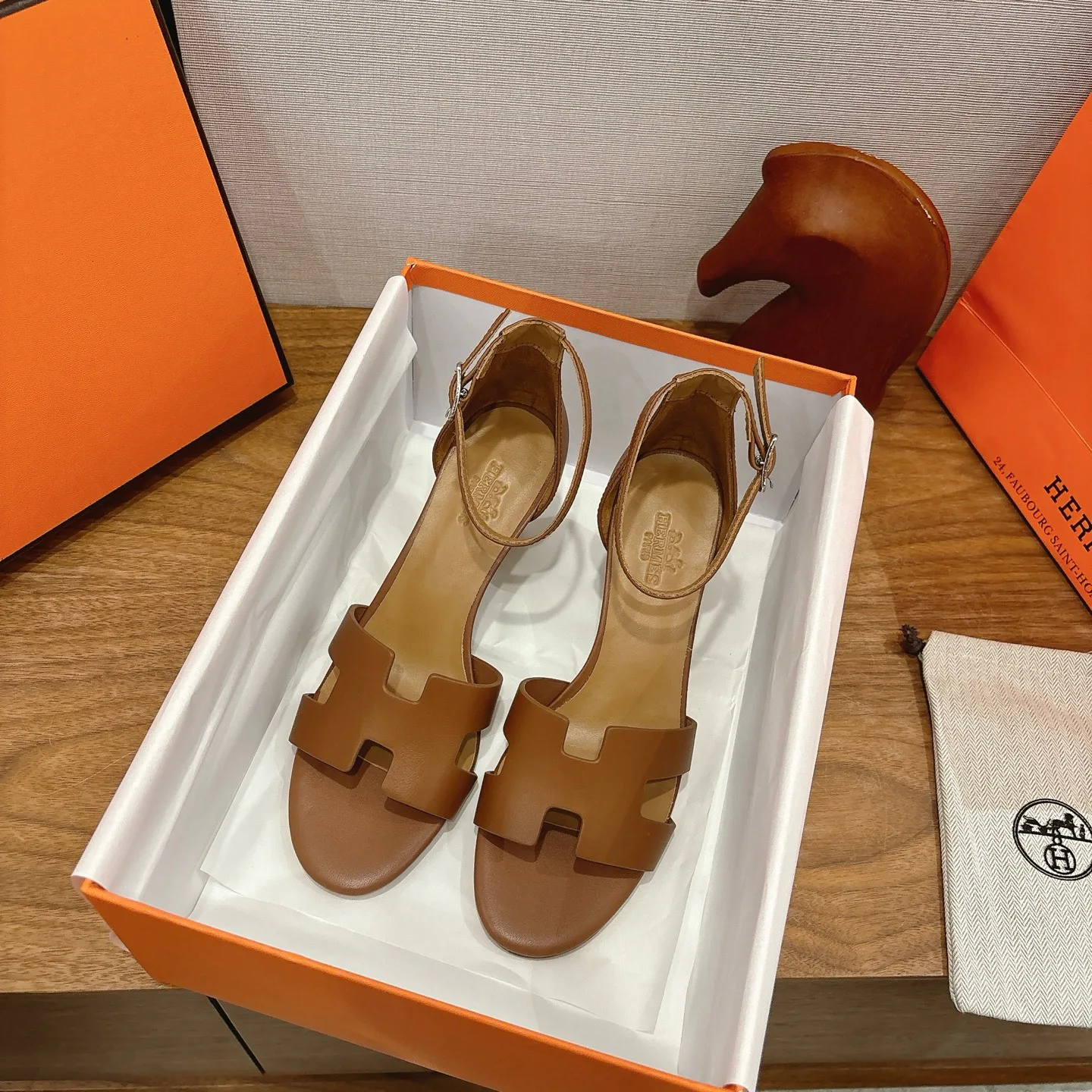 Босоножки Женские Hermes 11269399