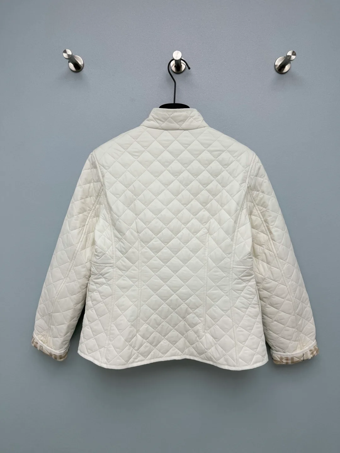 Куртки И Пуховики Женские Burberry 18512940