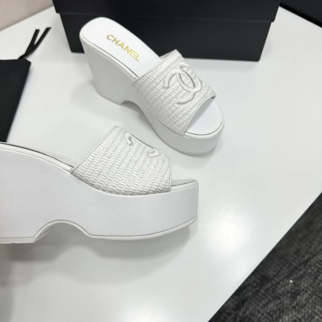 Сандалии Женские Chanel 9651916