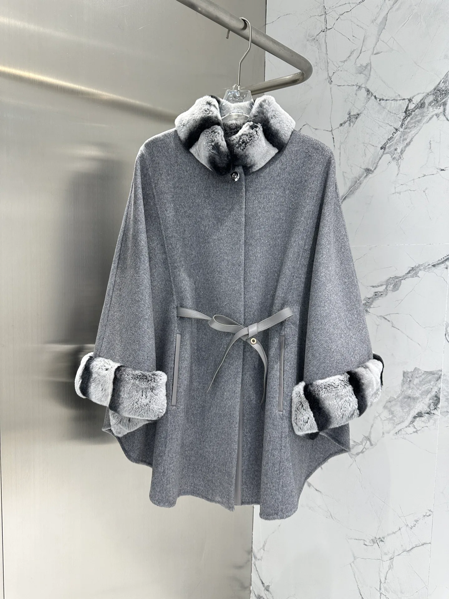 Пальто Женские Loro Piana 1872149