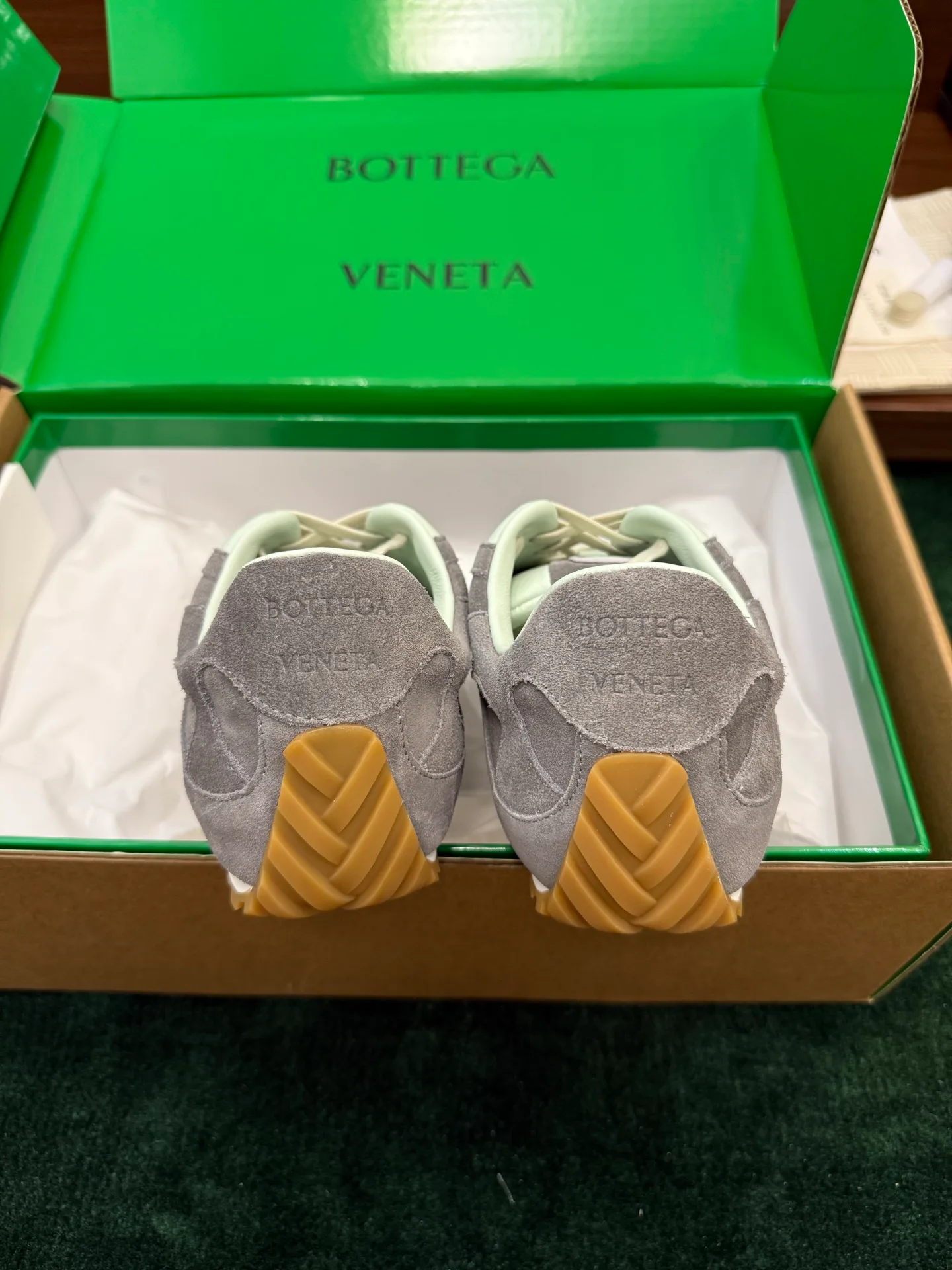 Кроссовки Женские Bottega Veneta 17386198