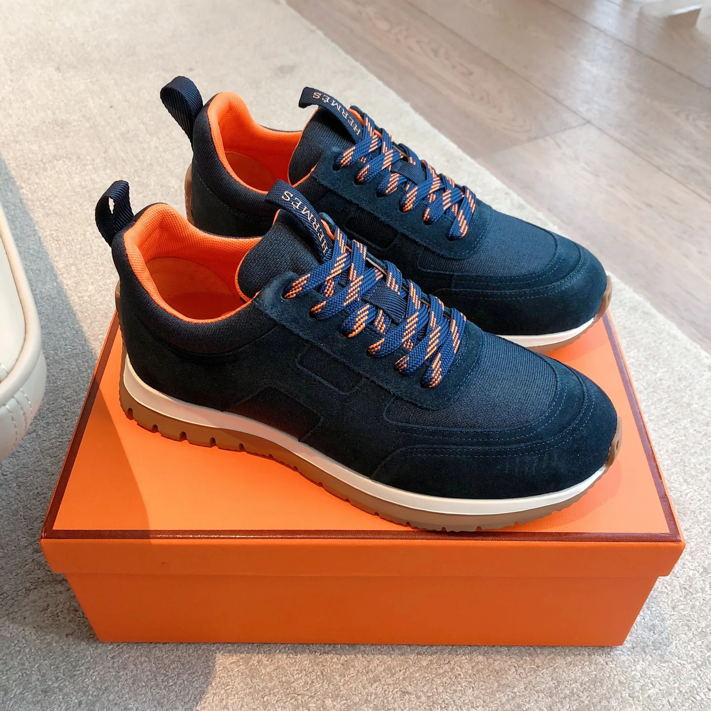 Кроссовки Женские Hermes 1237233