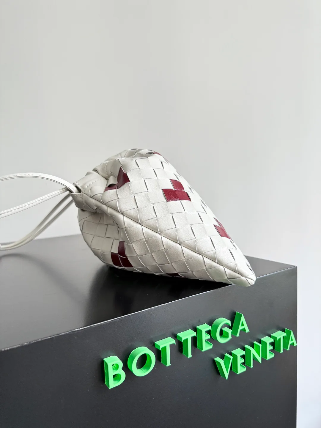 Сумки На Ремне Женские Bottega Veneta 11255463