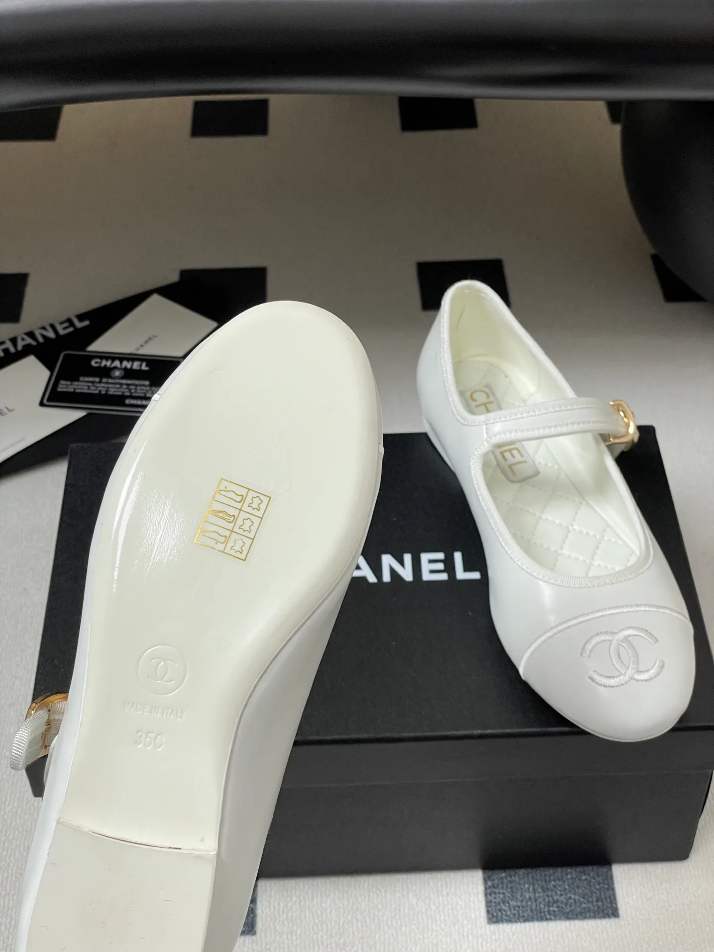Туфли Женские Chanel 18764072