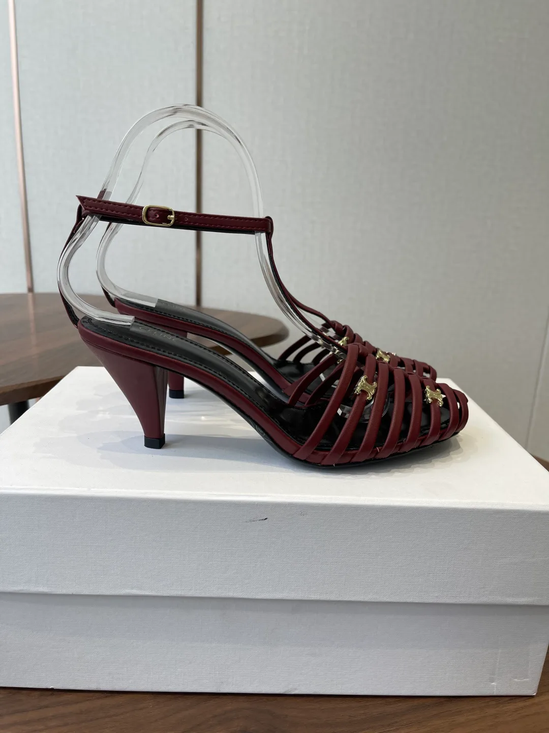 Босоножки Женские Celine 11645190