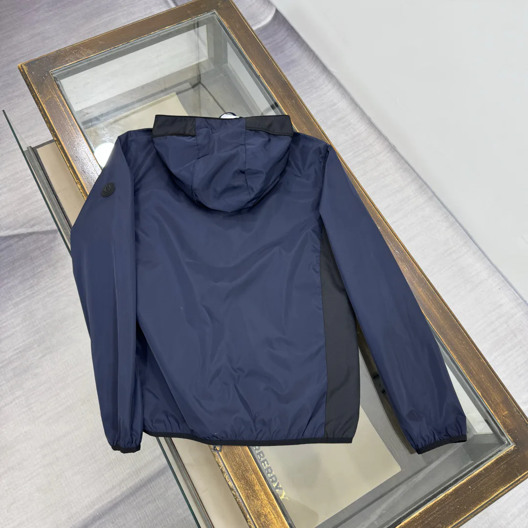 Куртки И Пуховики Женские Moncler 18002121