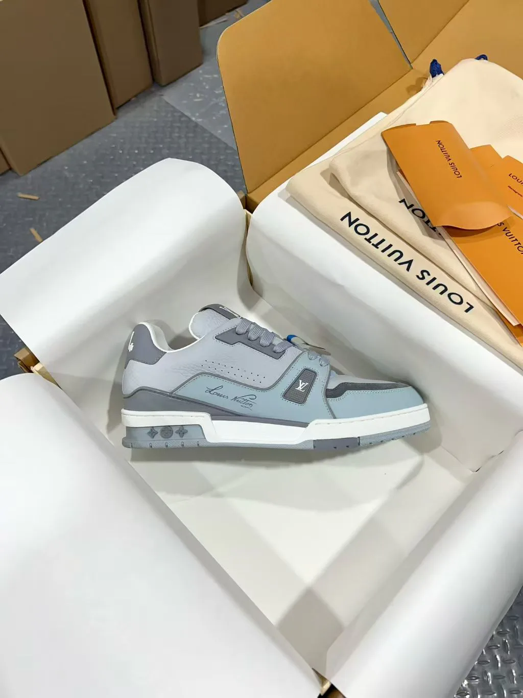 Кроссовки Мужские Louis Vuitton 1289284