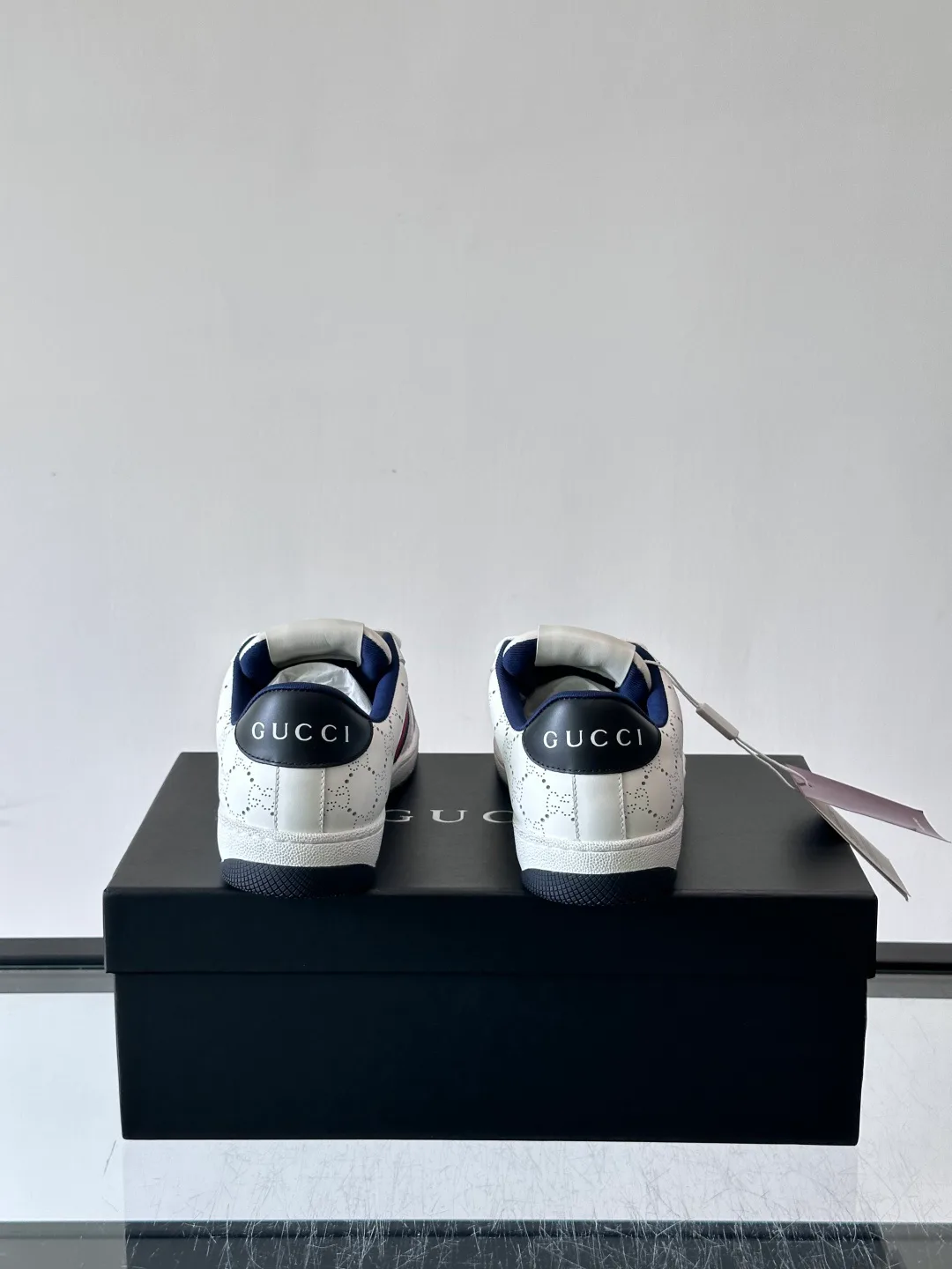 Кроссовки Женские Gucci 18101954