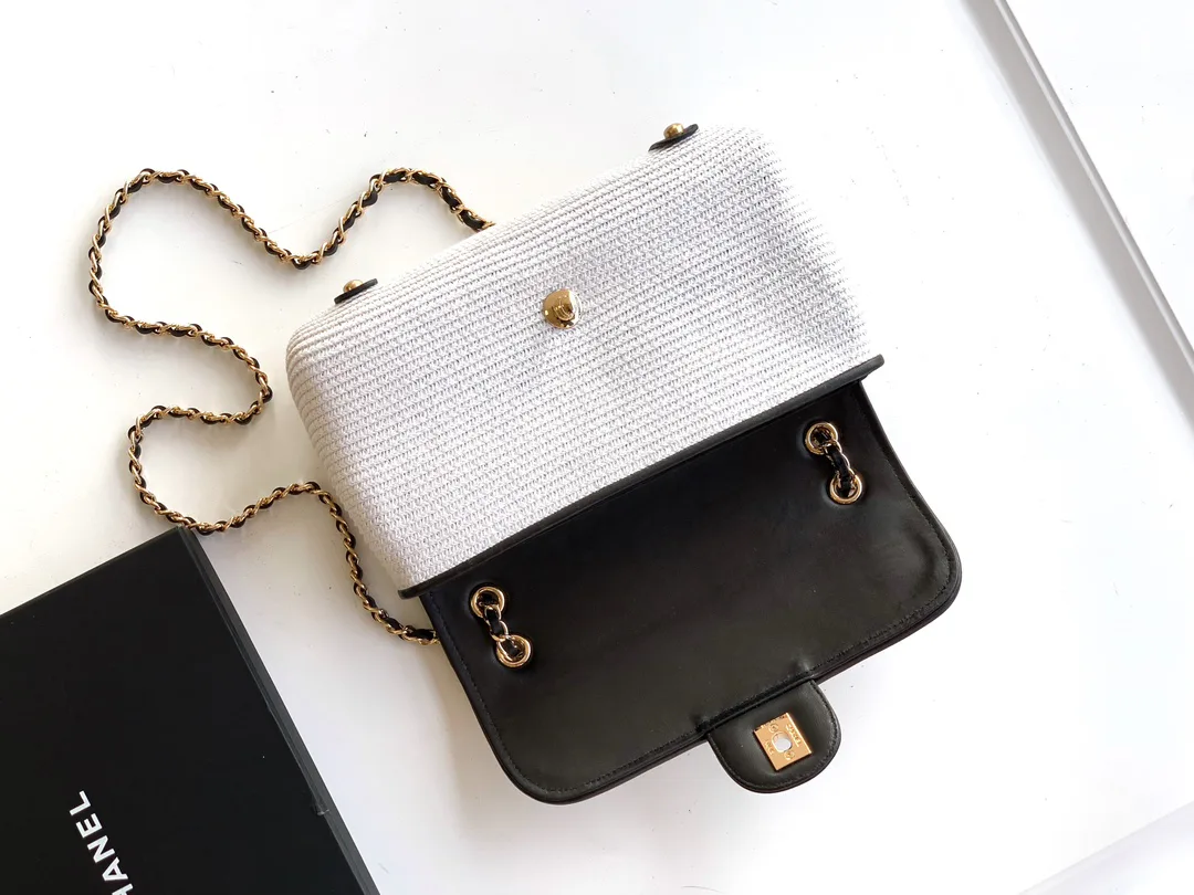 Классические Сумки Женские Chanel 12779123