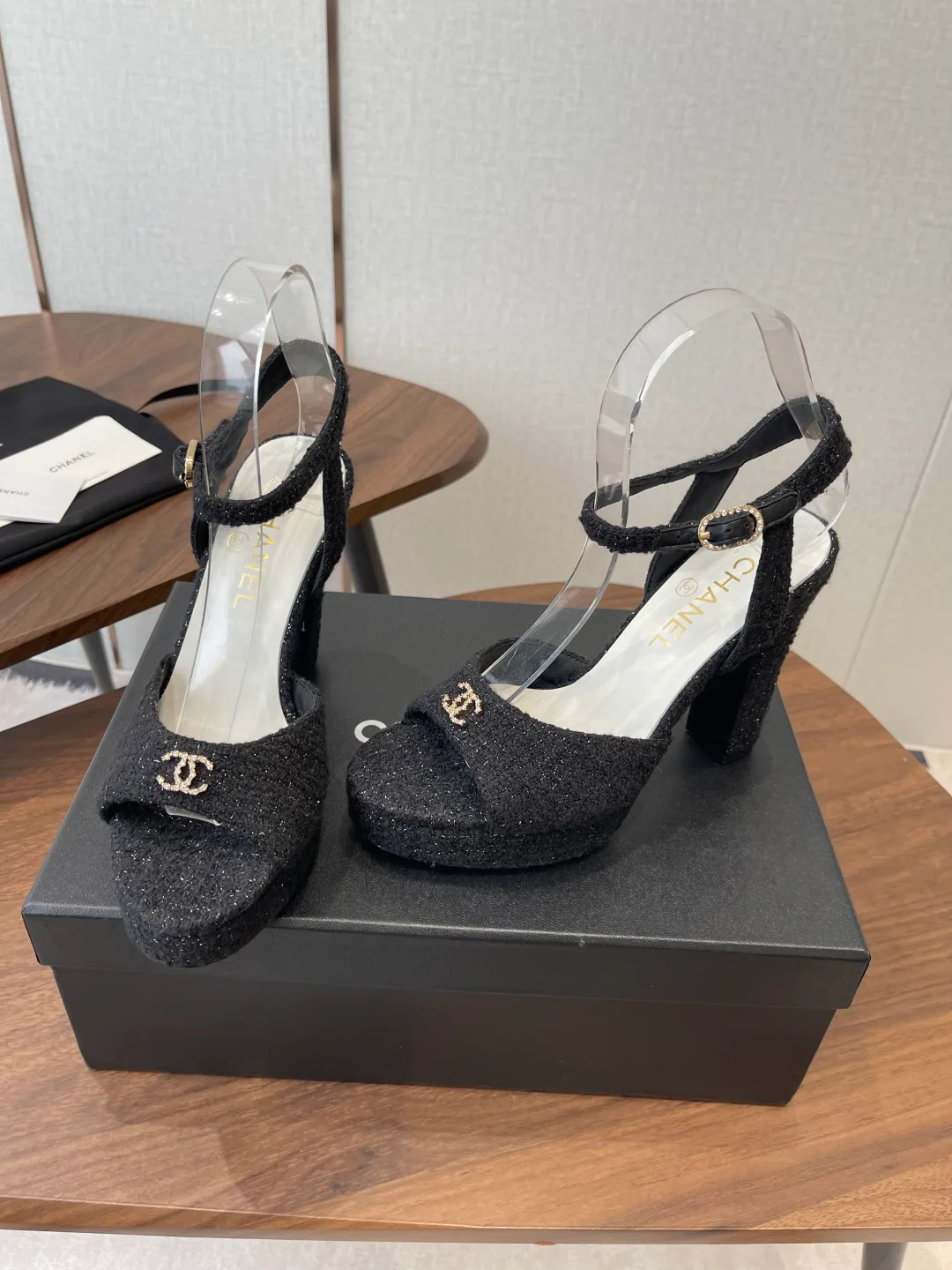 Босоножки Женские Chanel 11483301