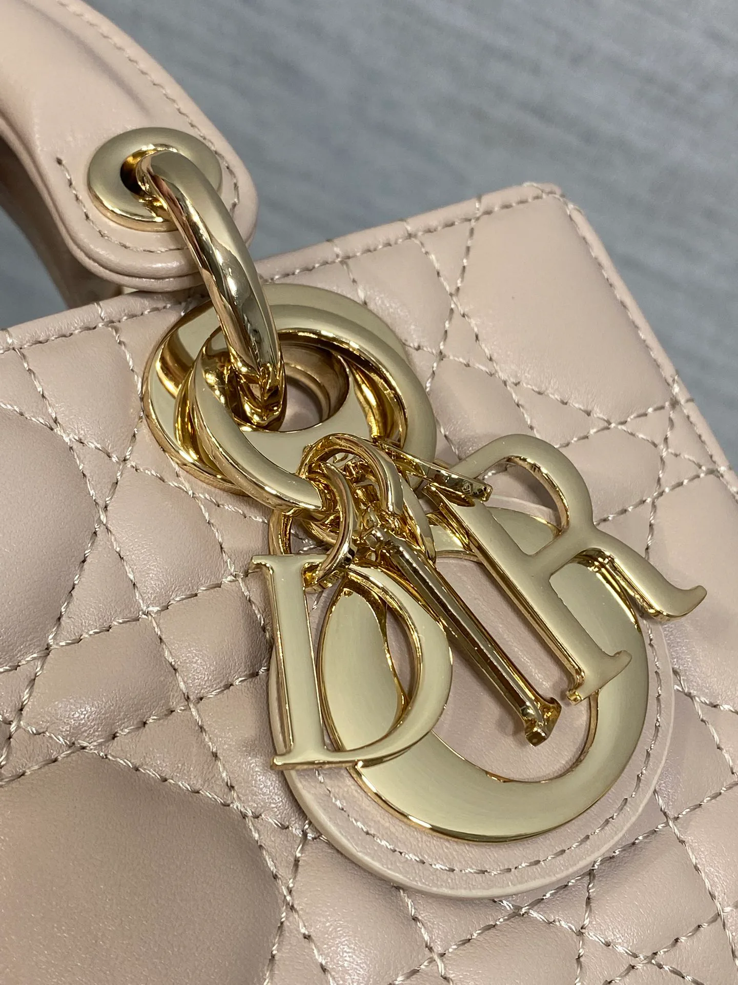 Сумки На Ремне Женские Christian Dior 167671