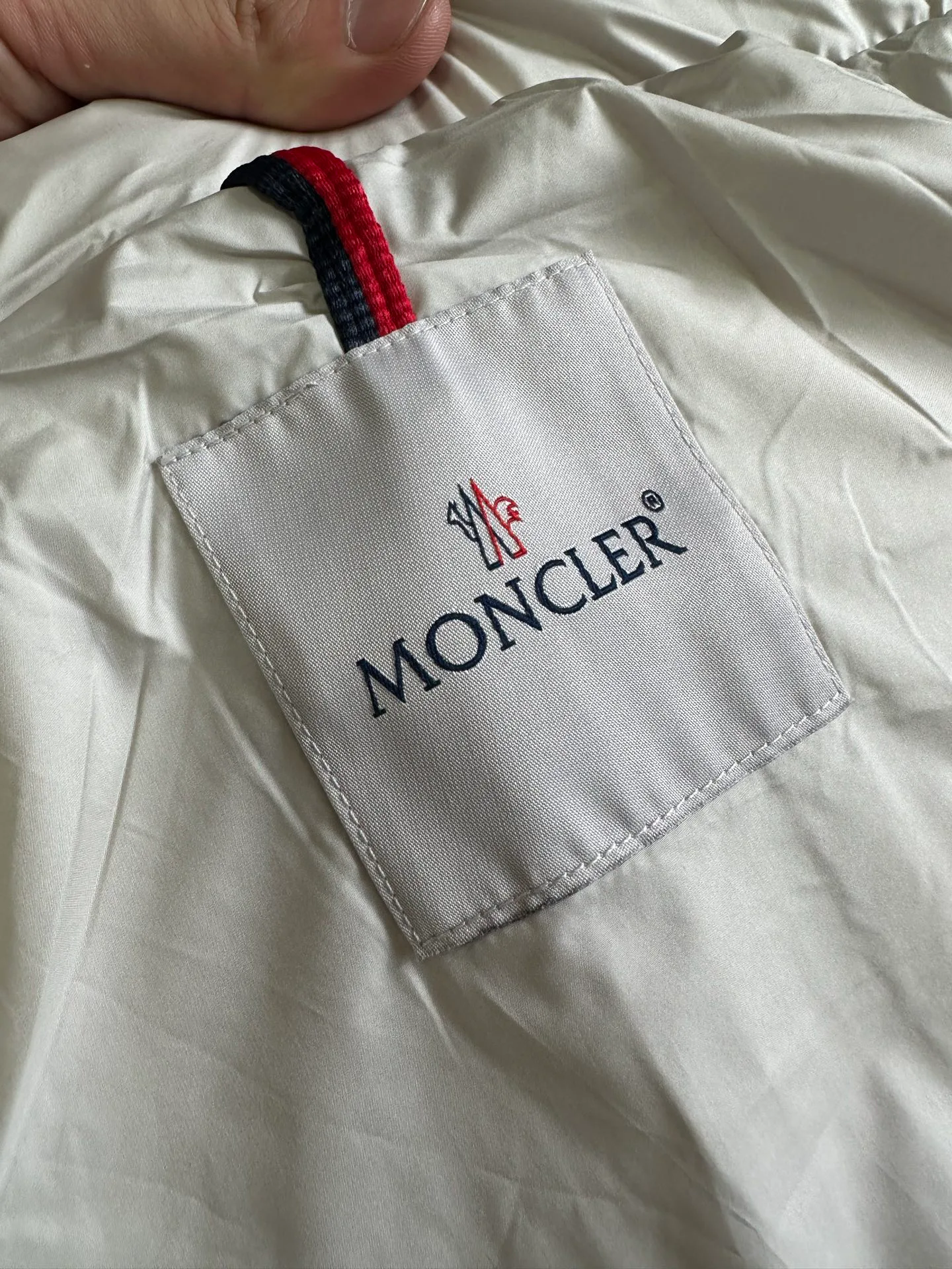 Куртки И Пуховики Женские Moncler 5379591