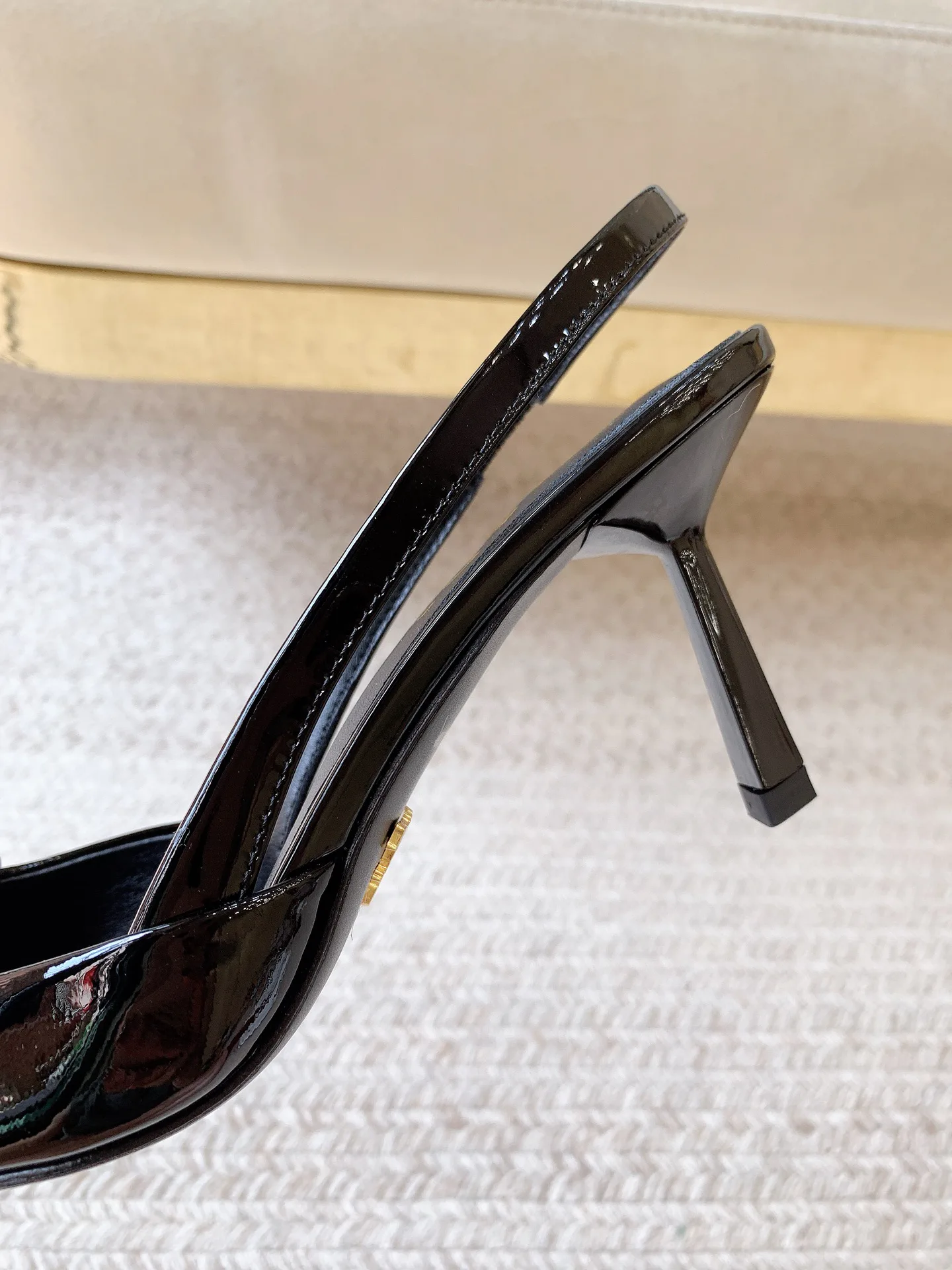 Босоножки Женские Prada 17802491