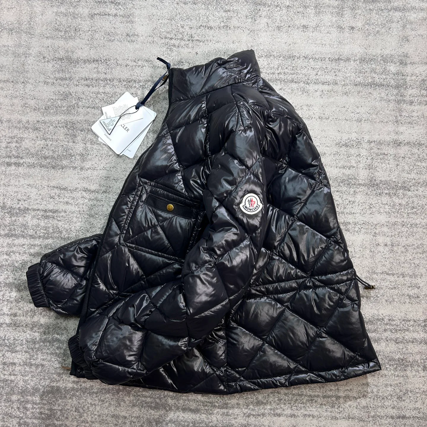Куртки И Пуховики Женские Moncler 19039343