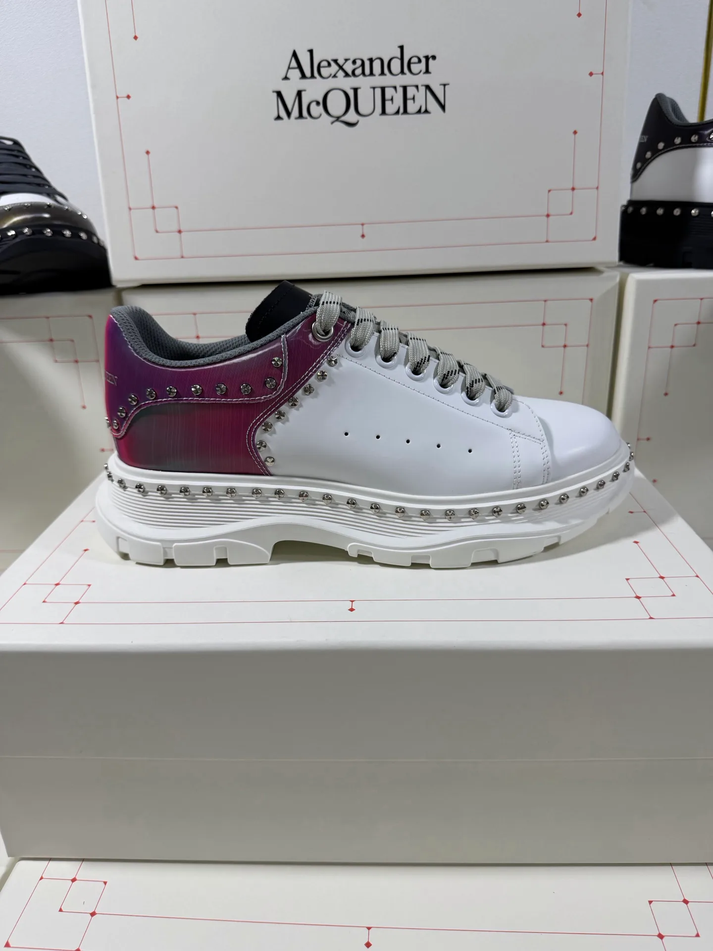 Кроссовки Женские Alexander Mcqueen 18465103