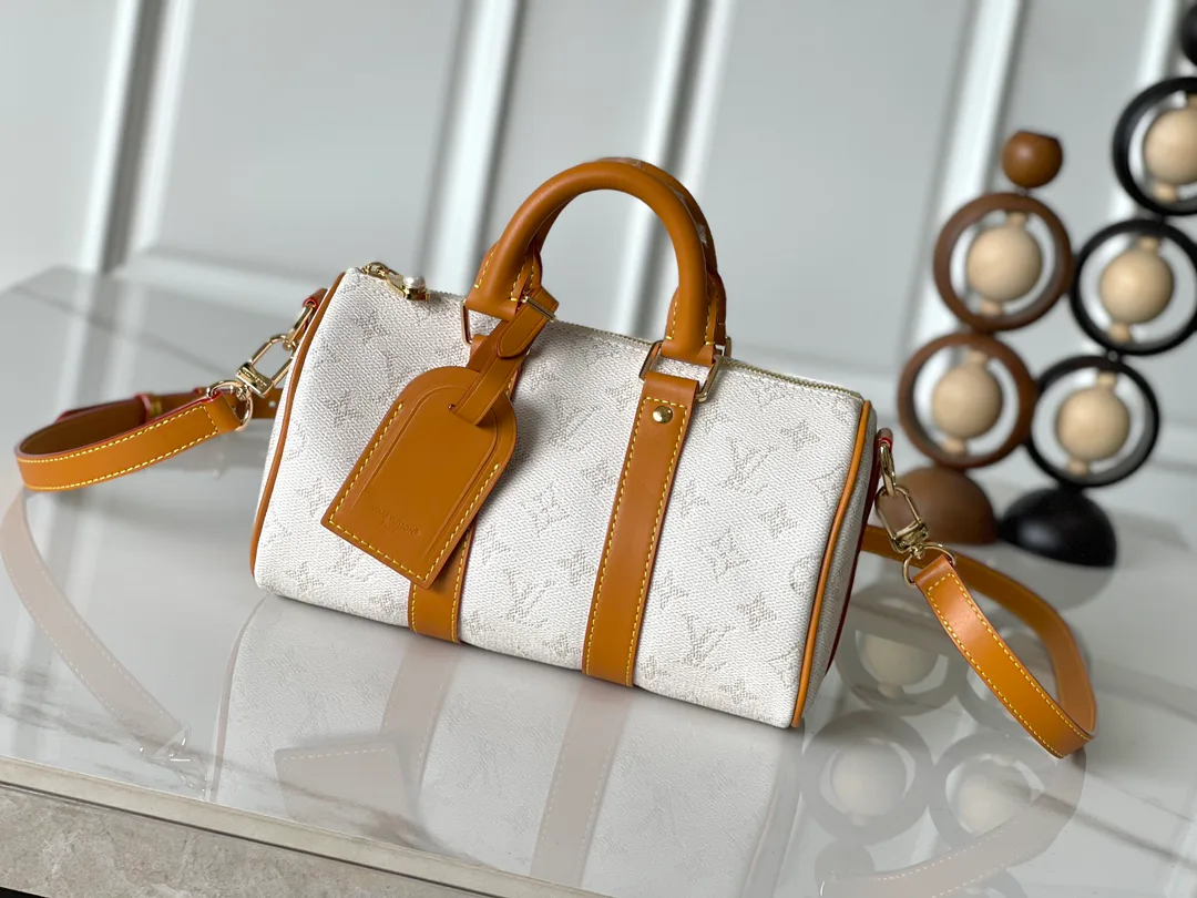 Сумки На Ремне Женские Louis Vuitton 260894